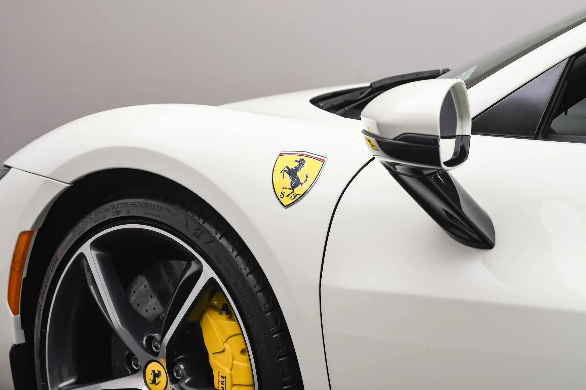 mph036_1776249446_Used_2023_Ferrari_296_GTS_1753430629_deeb1689ec