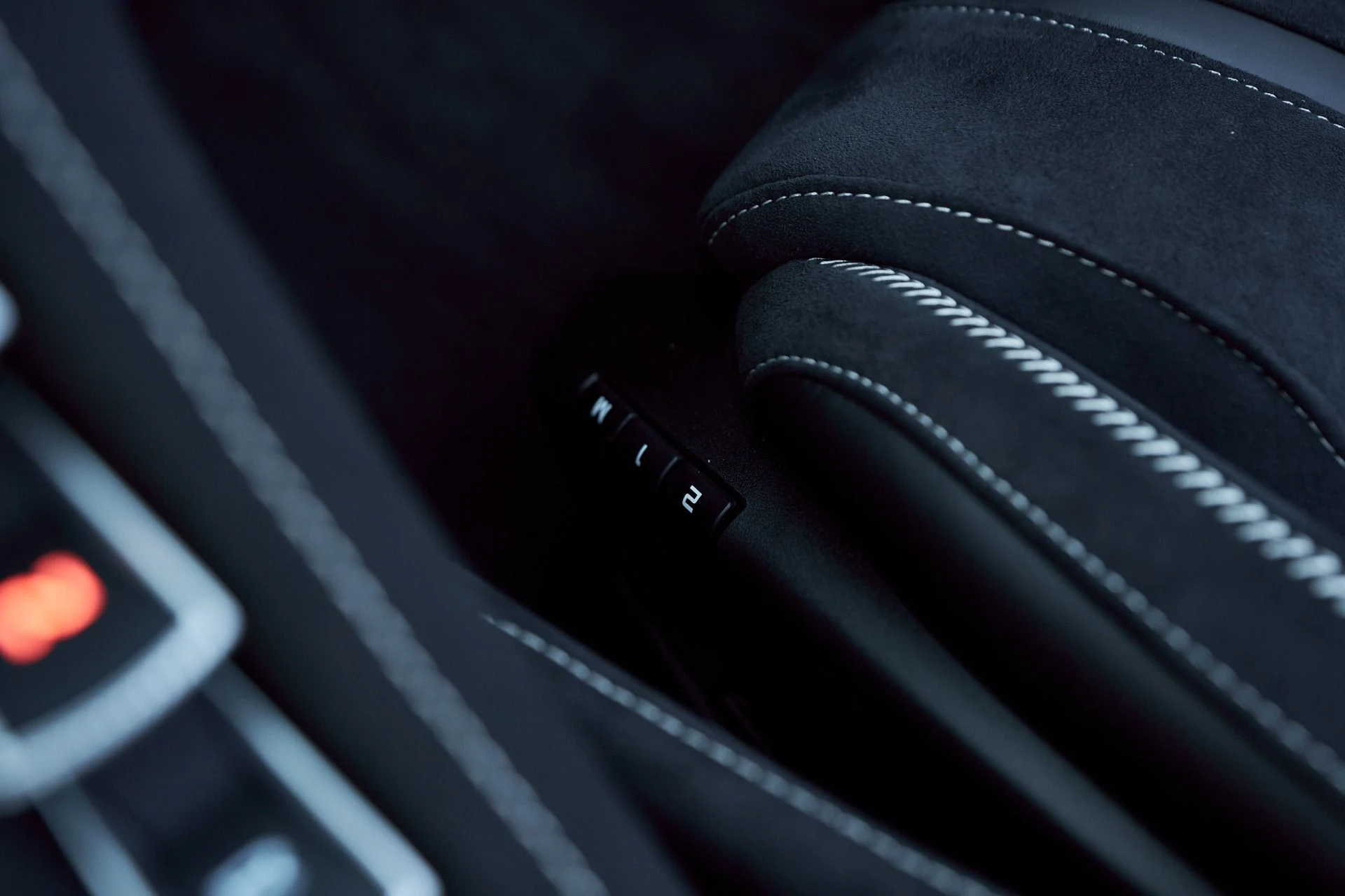 mph036_177841135_Used_2026_Mc_Laren_750_S_1764060199_01b5b07f10