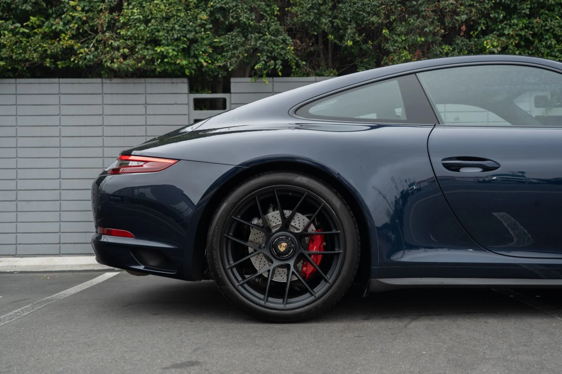 mph036_1799042374_Used_2017_Porsche_911_Carrera_GTS_1757460668_cc1d41d961