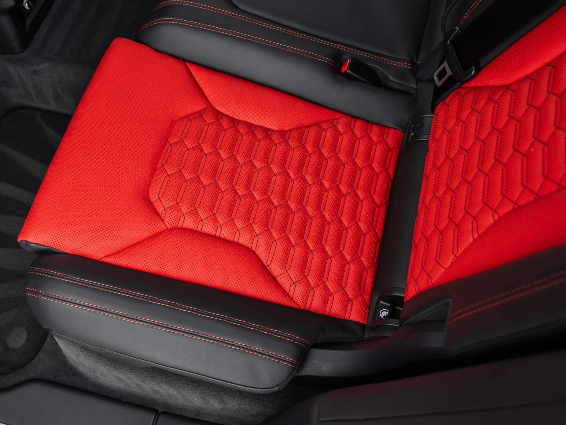 mph036_1807319497_37_cefd16d726