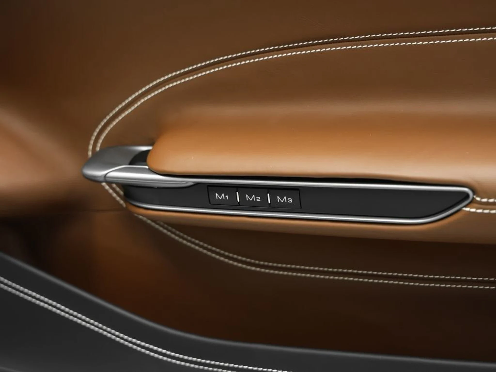 mph036_1826986716_37_c728b6380f