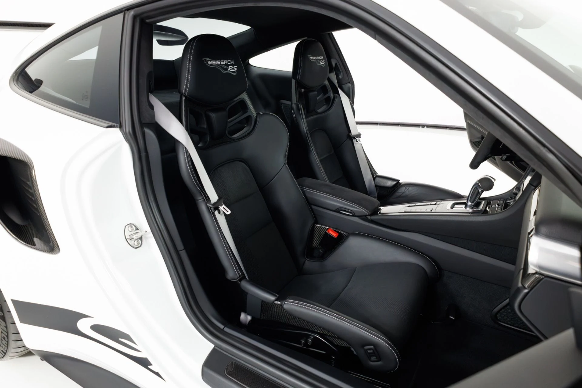 mph036_1828404702_Used_2019_Porsche_911_GT_3_RS_1774651731_9b1bb58001