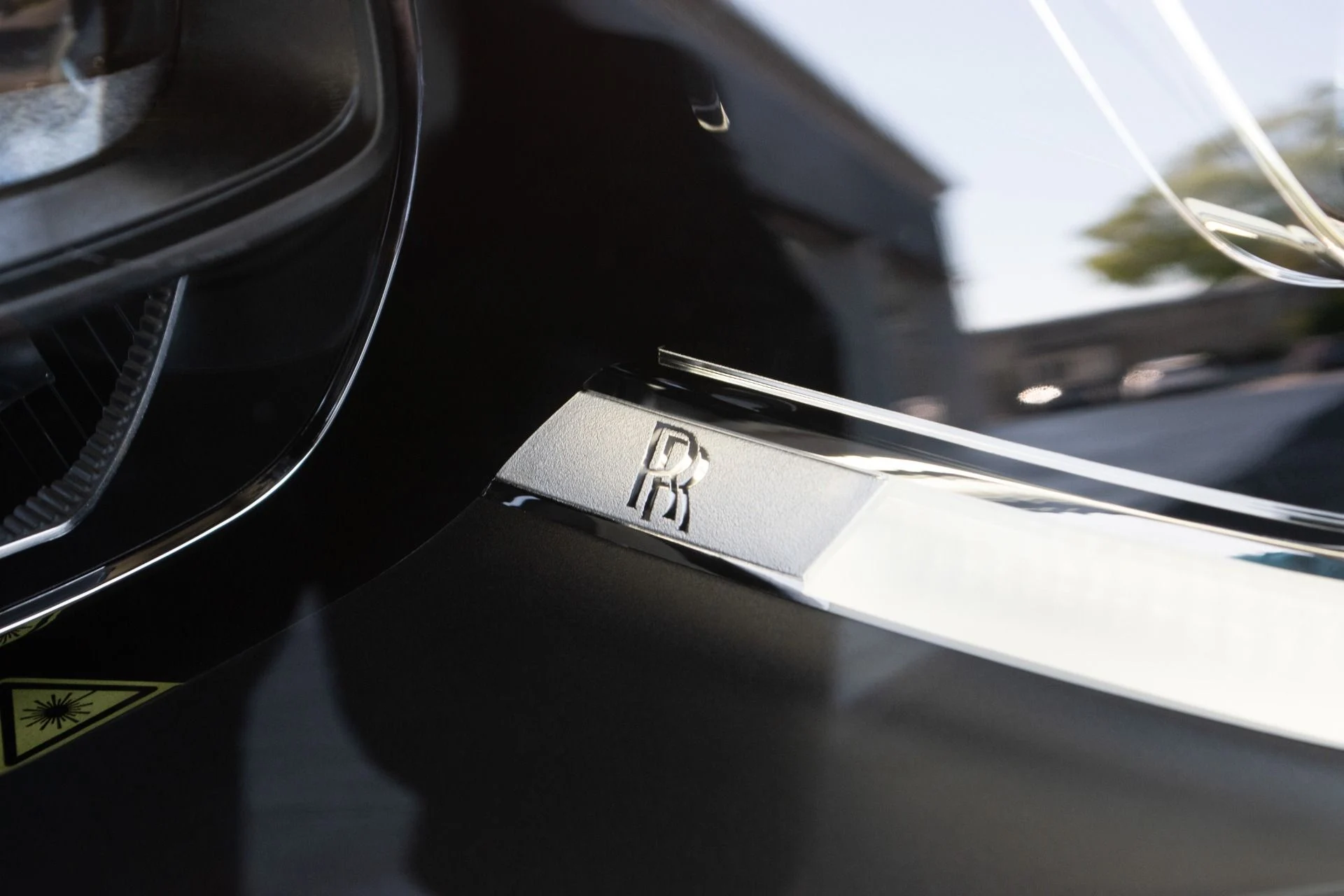 mph036_1834094593_Used_2024_Rolls_Royce_Ghost_1733915394_8b1713db7a