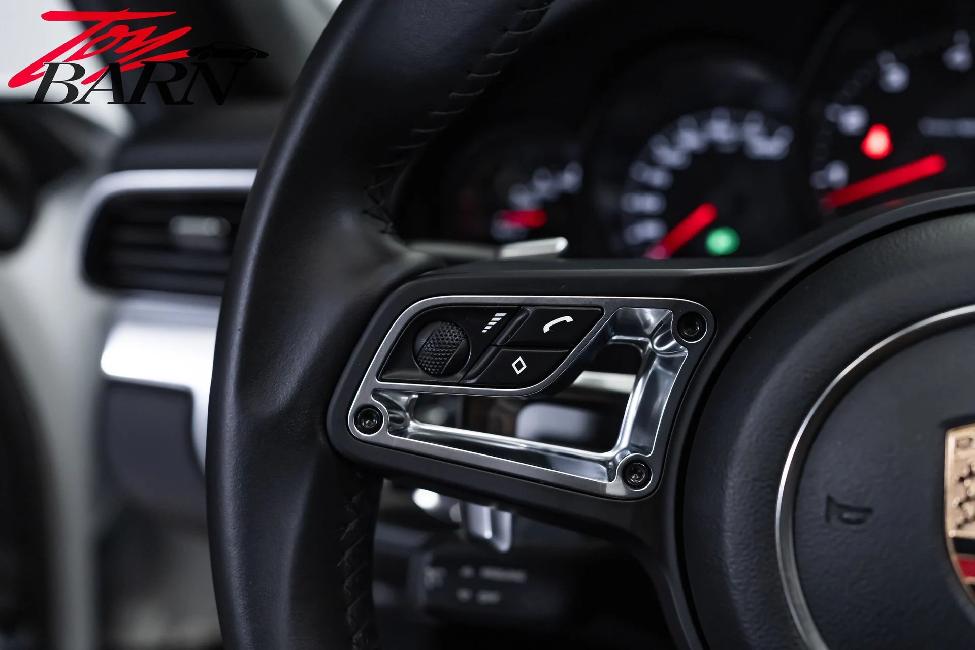 mph036_1838313866_b740cf823d36965011b13316727ae7a5x_4ecfc70439