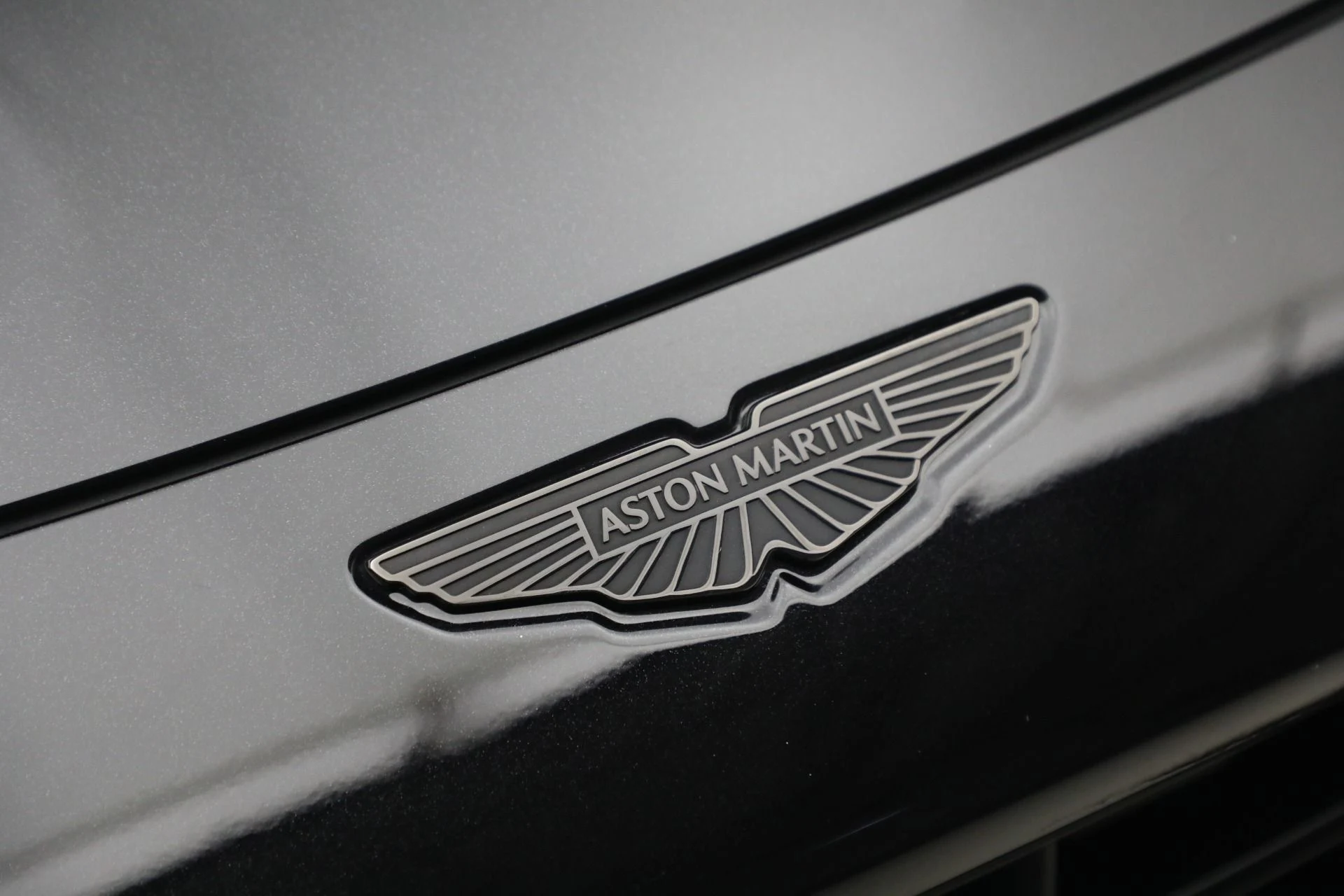 mph036_1845222909_New_2026_Aston_Martin_Vantage_Roadster_1770848257_a0839a21e1