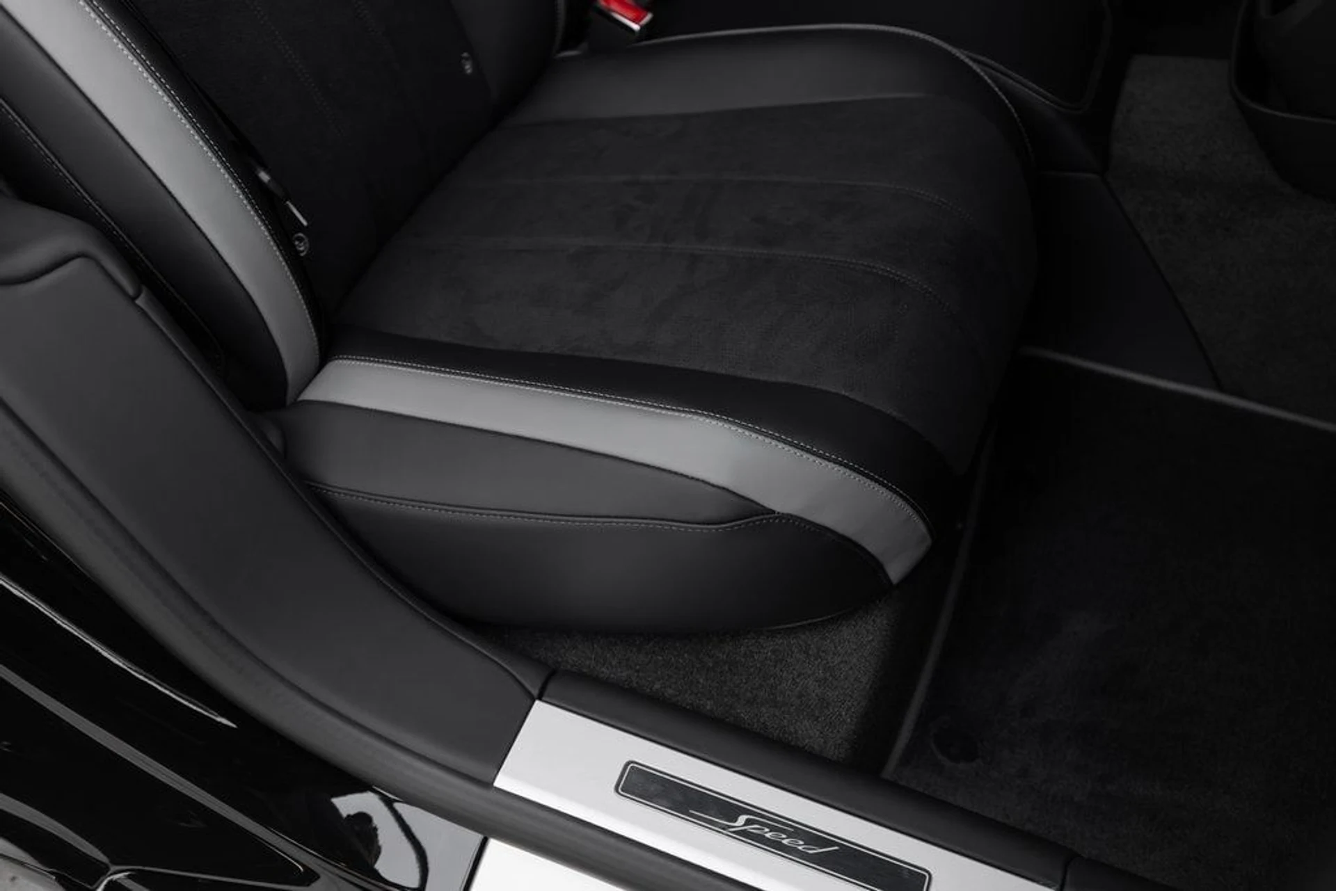 mph036_1854779561_fc4d5b69aa406ff9d28ce2b01baa813bx_75be962dd1