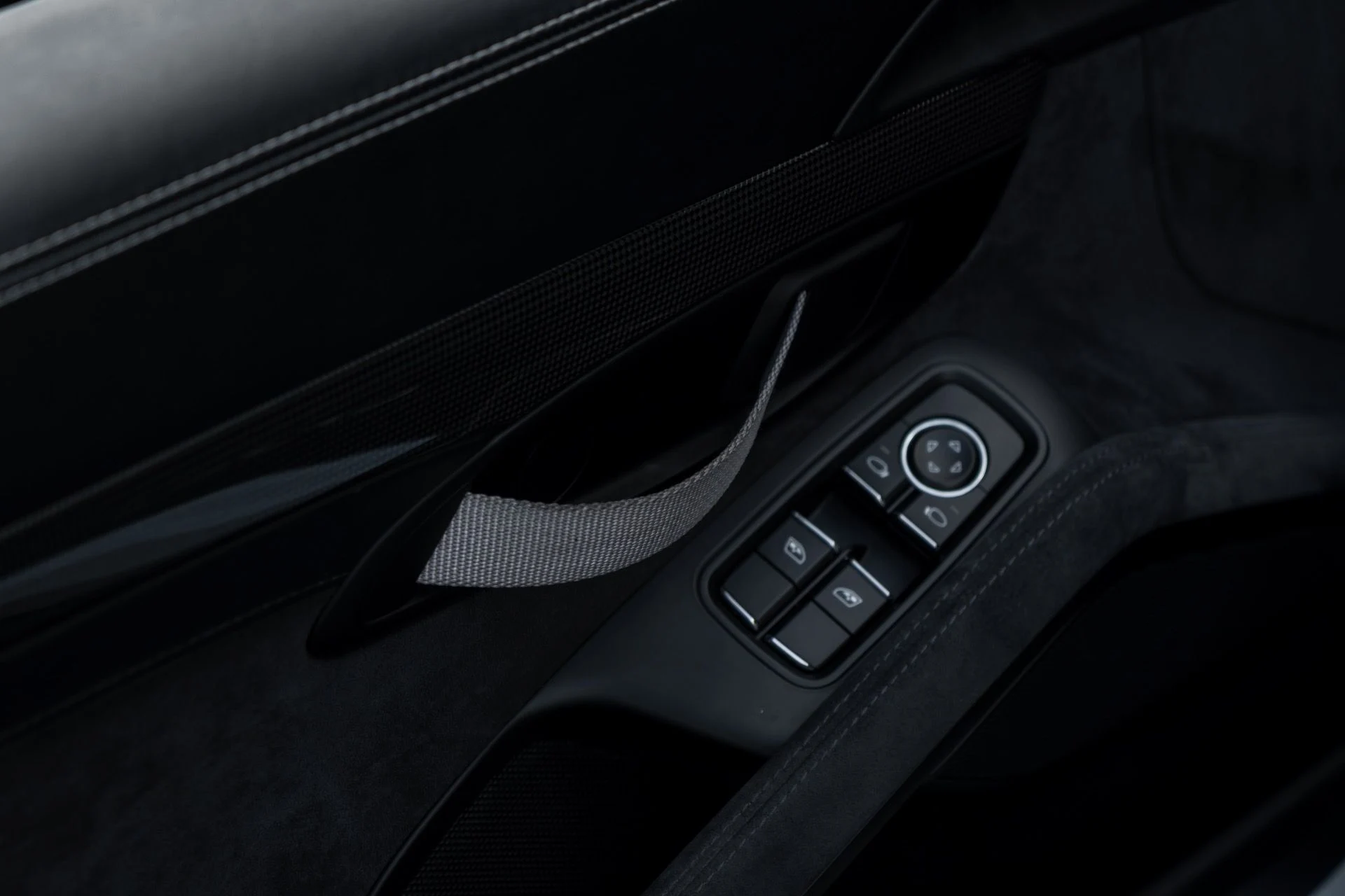 mph036_1864915373_Used_2016_Porsche_911_GT_3_RS_1761756649_097dcad7f7