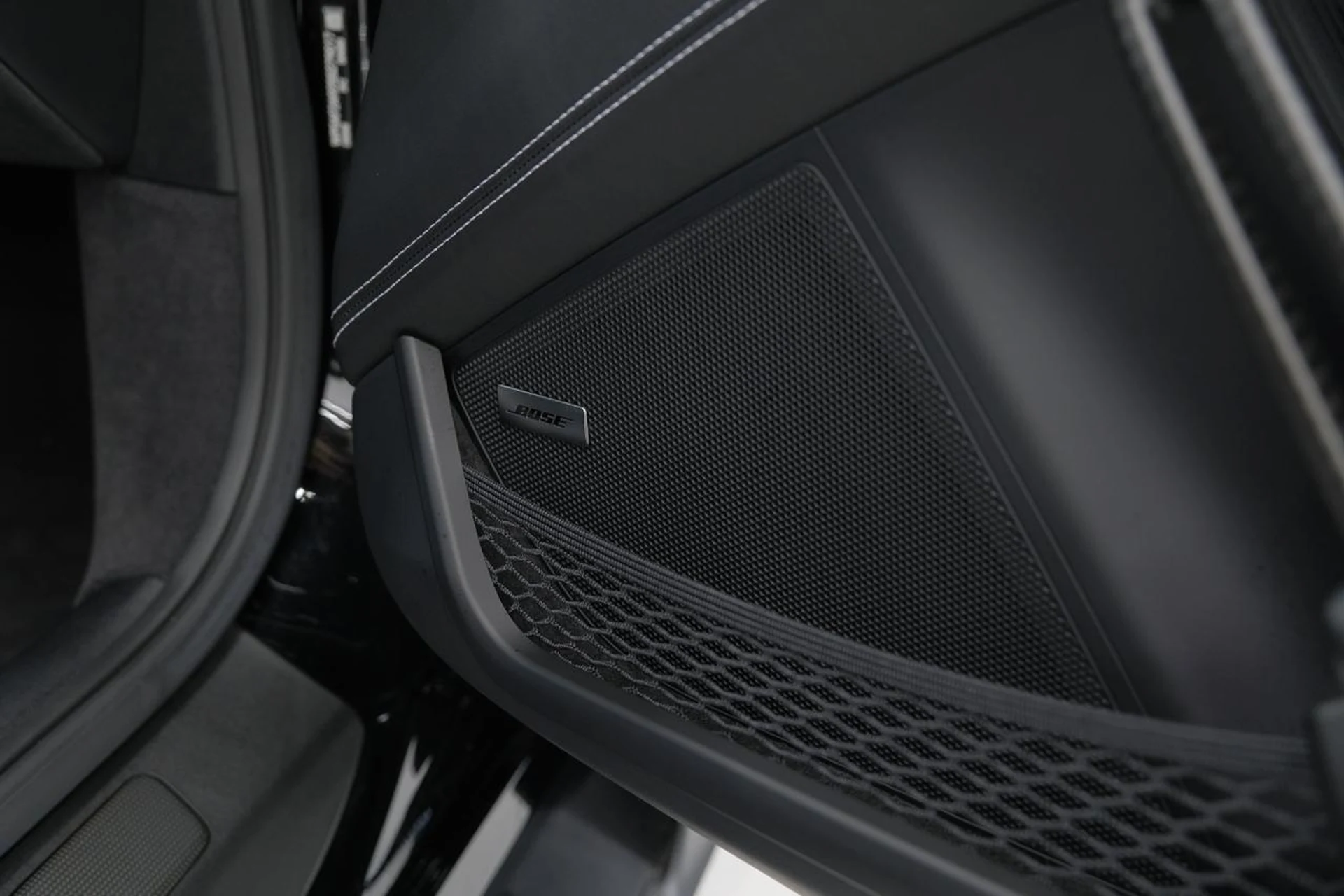 mph036_1869354537_42f310d44d61ebb451c56ad544375616_993bdd5af7