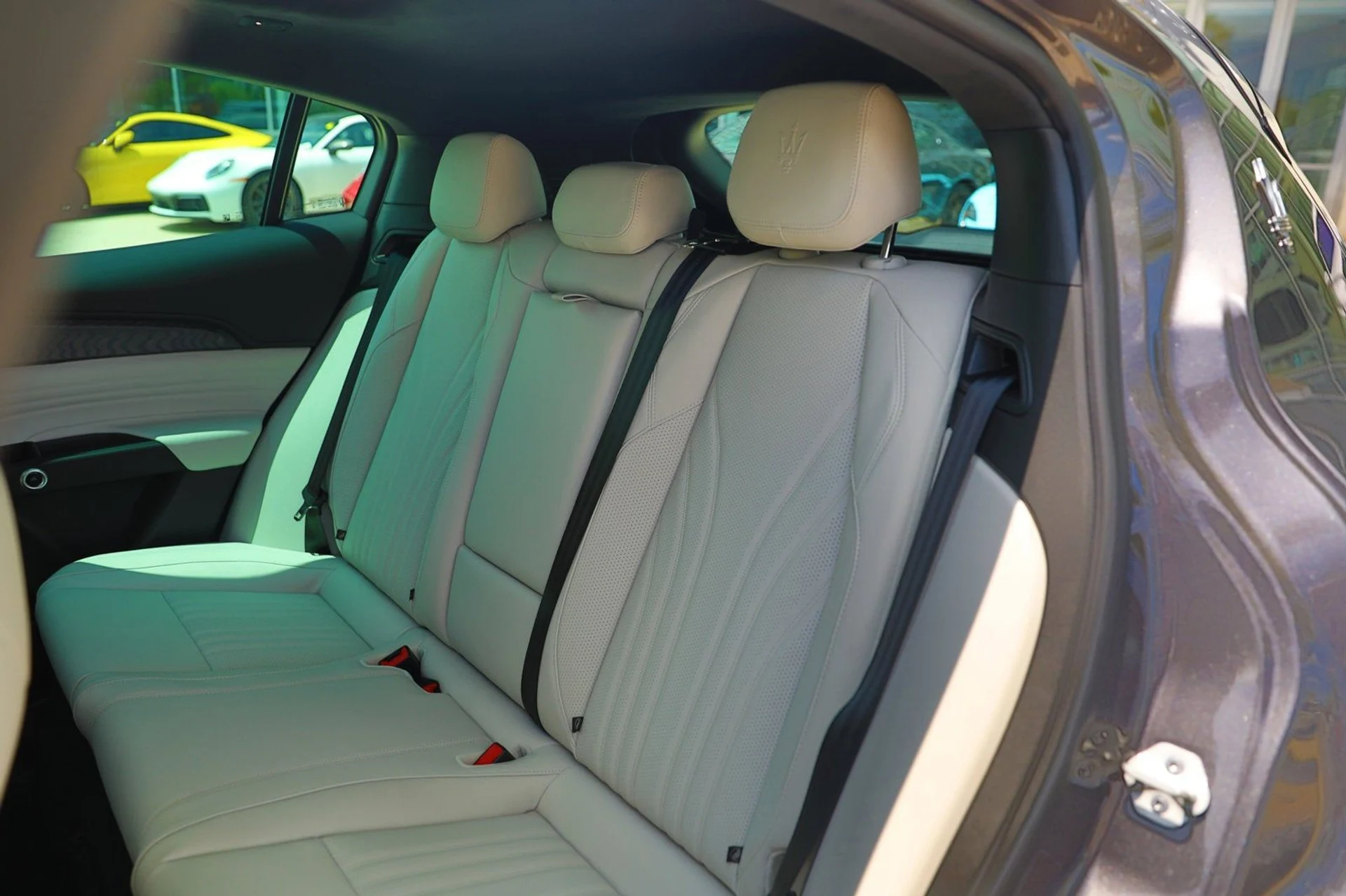 mph036_1877794933_bb8b64a806ff4ce098156b19aac03653_2dd4f1fa34