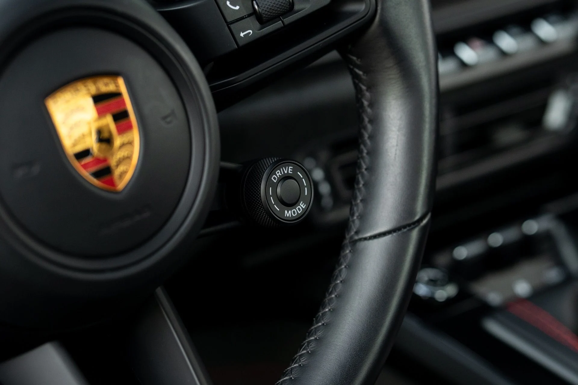 mph036_1887577427_Used_2022_Porsche_911_GT_3_w_Touring_1769199513_b4164098b6