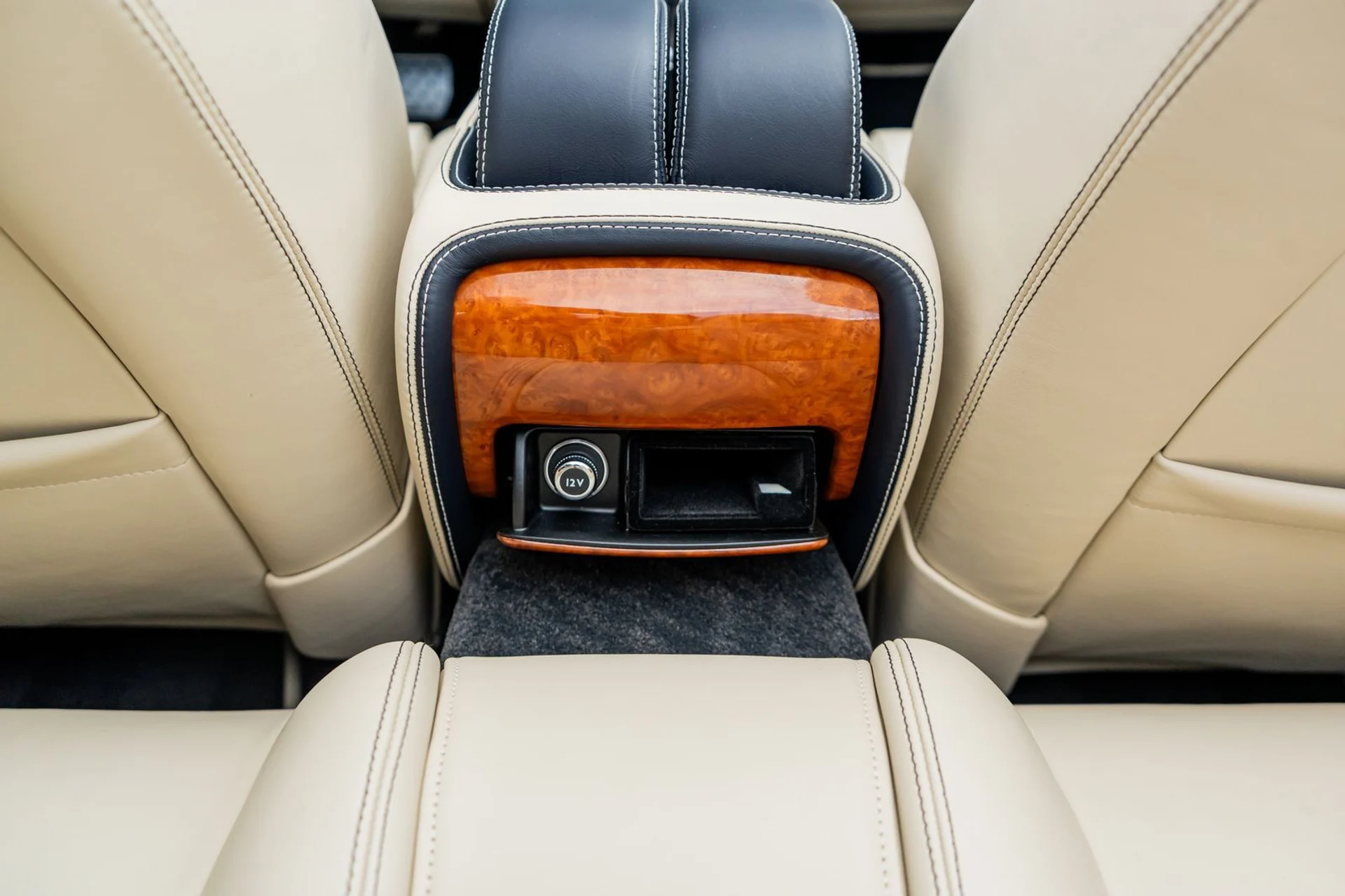 mph036_1889645627_06ffa763_edef_4c46_8d93_b1d11a0141c3_5d1574a639