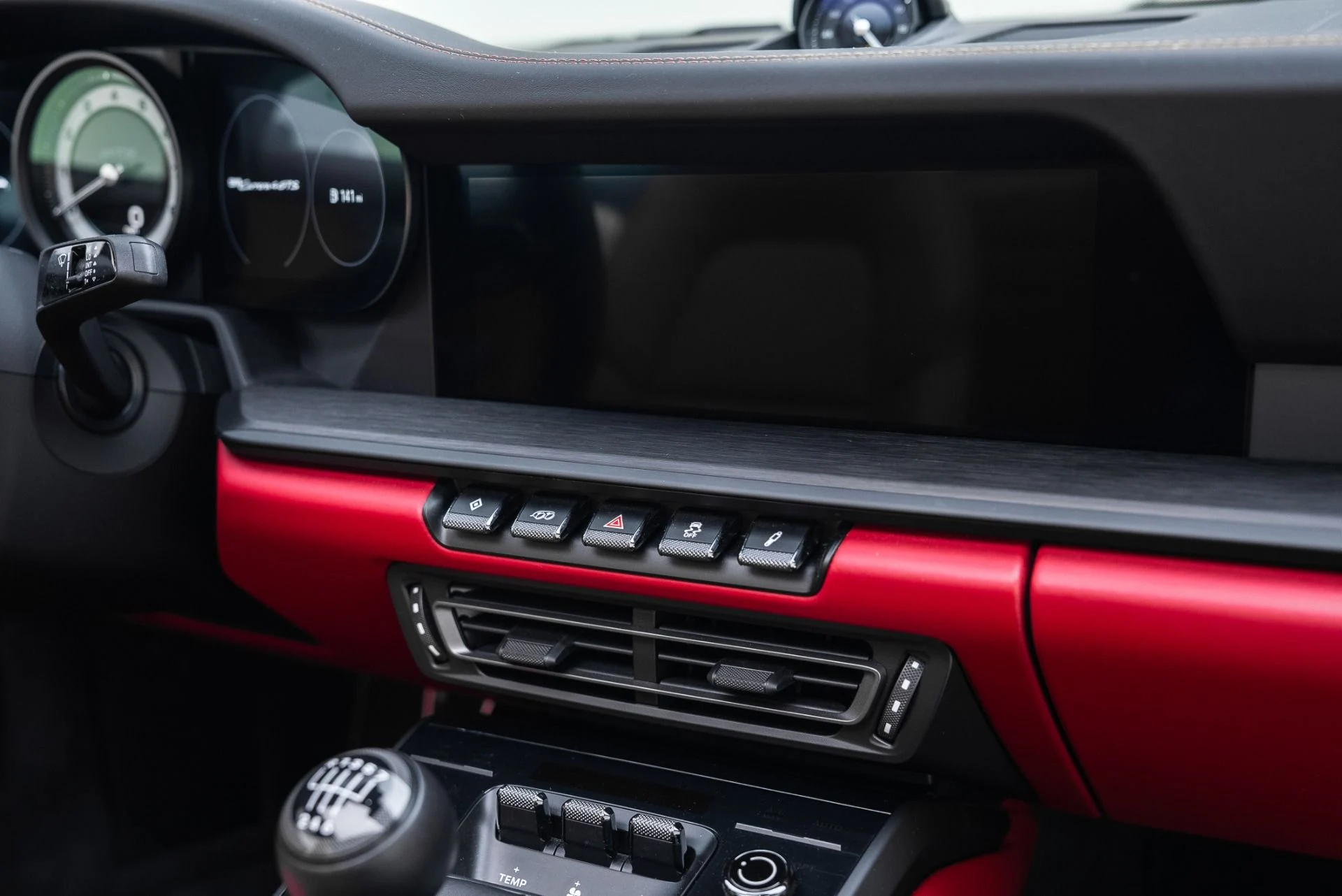 mph036_1899976426_Used_2022_Porsche_911_Carrera_4_GTS_1764979734_bee490b39d