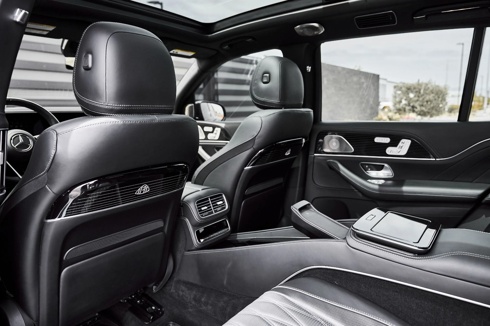 mph036_1901765087_Used_2024_Mercedes_Benz_GLS_Maybach_GLS_600_1776550607_a2e36c4c03