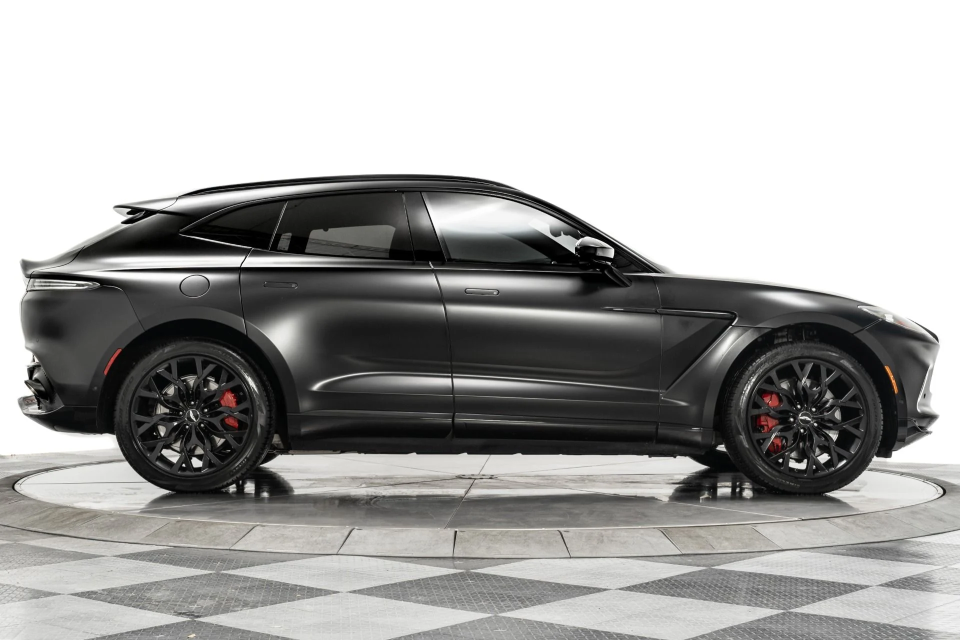 mph036_1904370143_Used_2021_Aston_Martin_DBX_Matte_Clear_PPF_Black_Packs_Heated_and_Ventilated_Seats_1765837824_b2590550bc