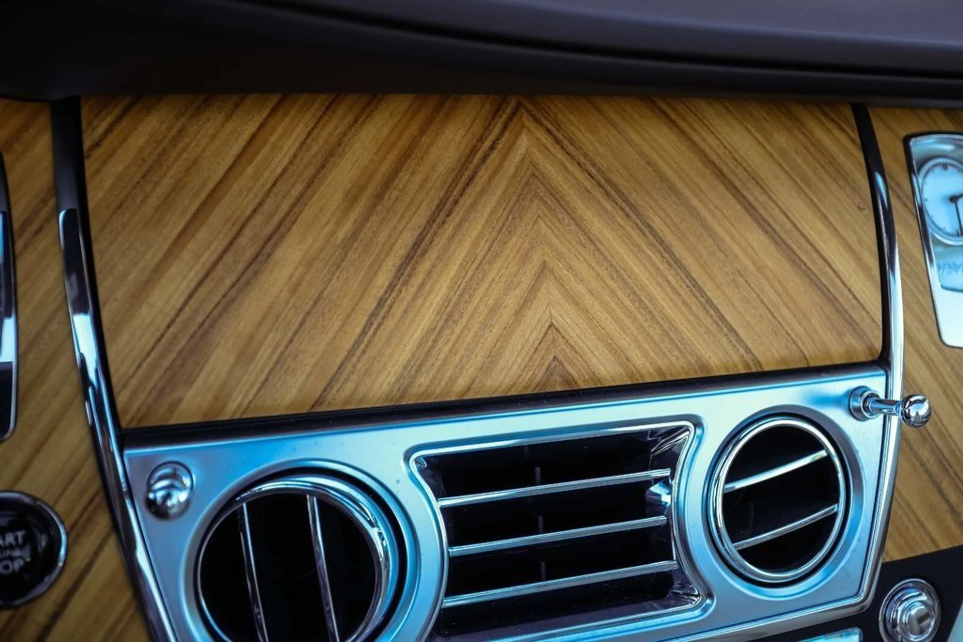 mph036_1905015075_c03643f041c8da577f5cda493371ef00_42ee4c7dc5