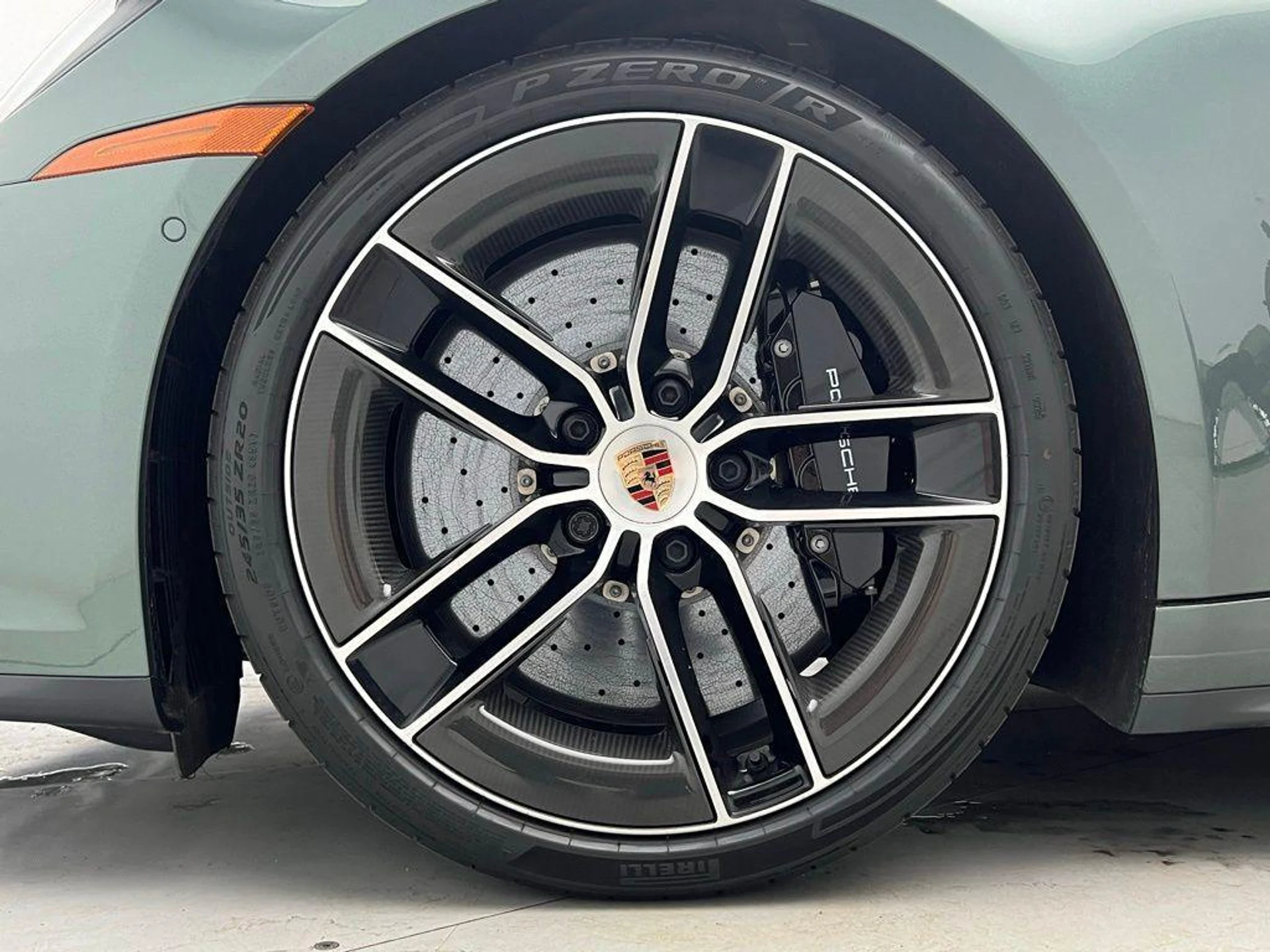 mph036_1920490018_j7_RB_Myl_ZN_Rjts2qqb_w_Q7hm_Cg_F4_f103100d16