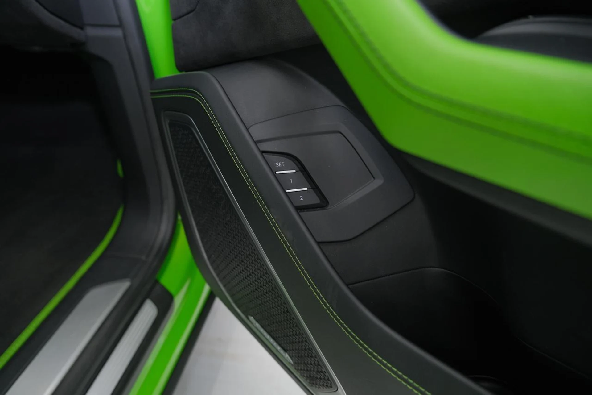 mph036_1943660483_005733dfbdabbaec5d8579c7a3290838_f8820e4264