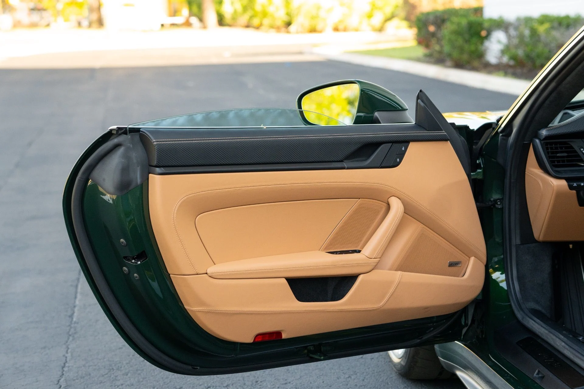 mph036_196262228_Used_2026_Porsche_911_GT_3_Touring_1770143984_3971377089