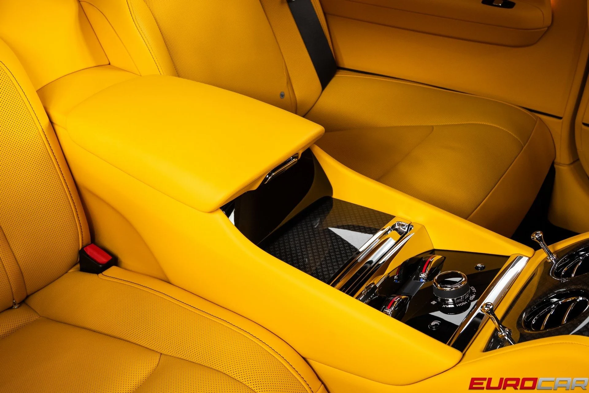 mph036_1963323487_image_37_25df5fe342