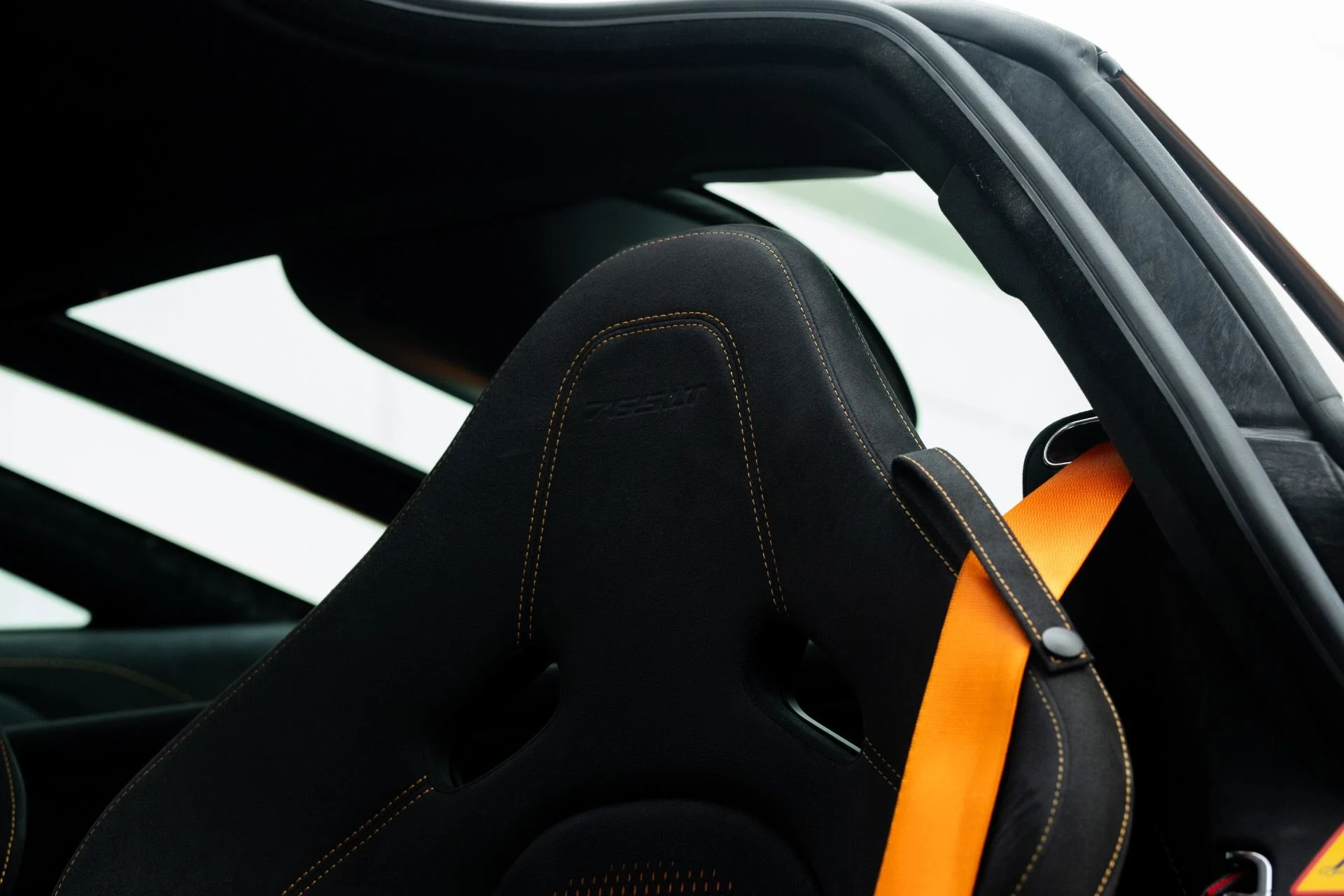 mph036_1966179504_Used_2021_Mc_Laren_765_LT_1757087774_8355c393e8