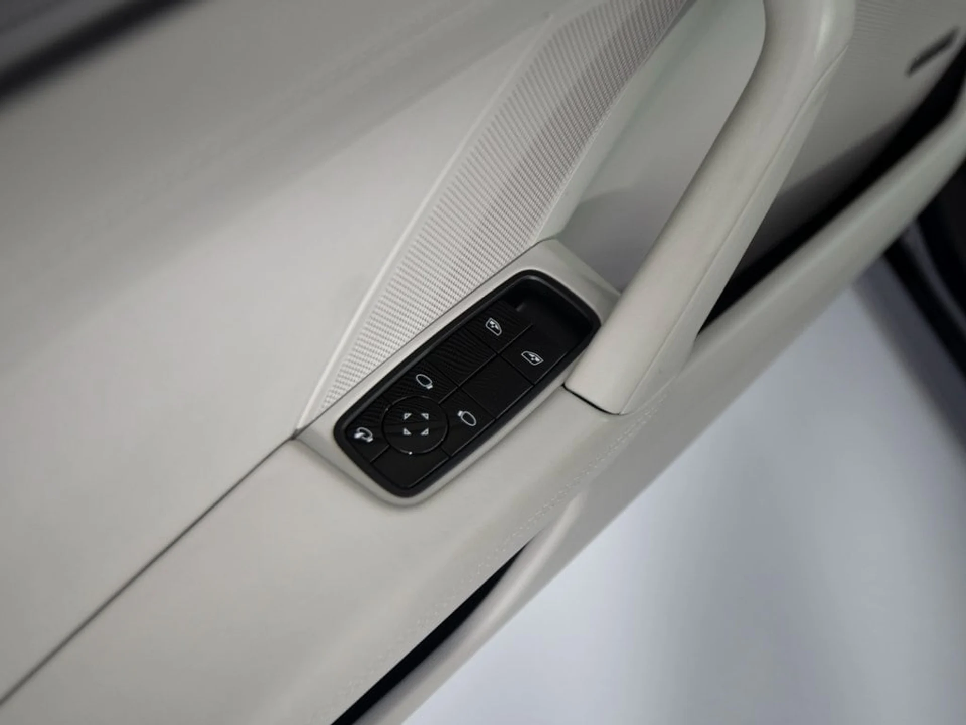 mph036_197188818_b8a883debd17259f9587b367da501002x_f0303e6e9d