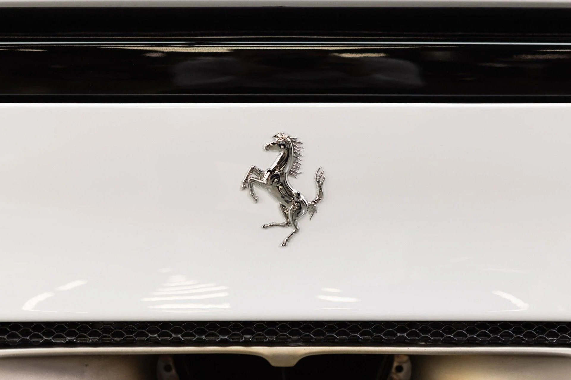 mph036_1974460858_Used_2024_Ferrari_296_GTB_1777368293_8e4aef1514