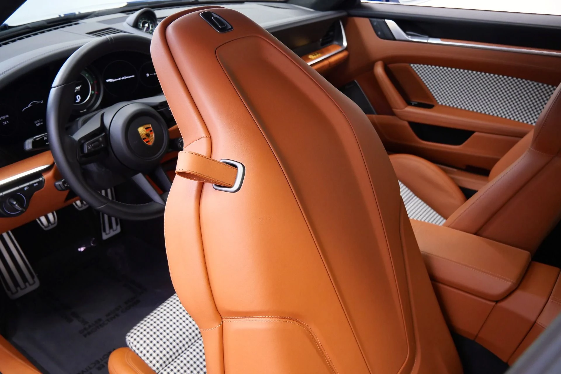mph036_1975727061_Used_2023_Porsche_911_Sport_Classic_Paint_to_Sample_379_of_only_1250_Built_Beautiful_1776793762_addc7ebb3e