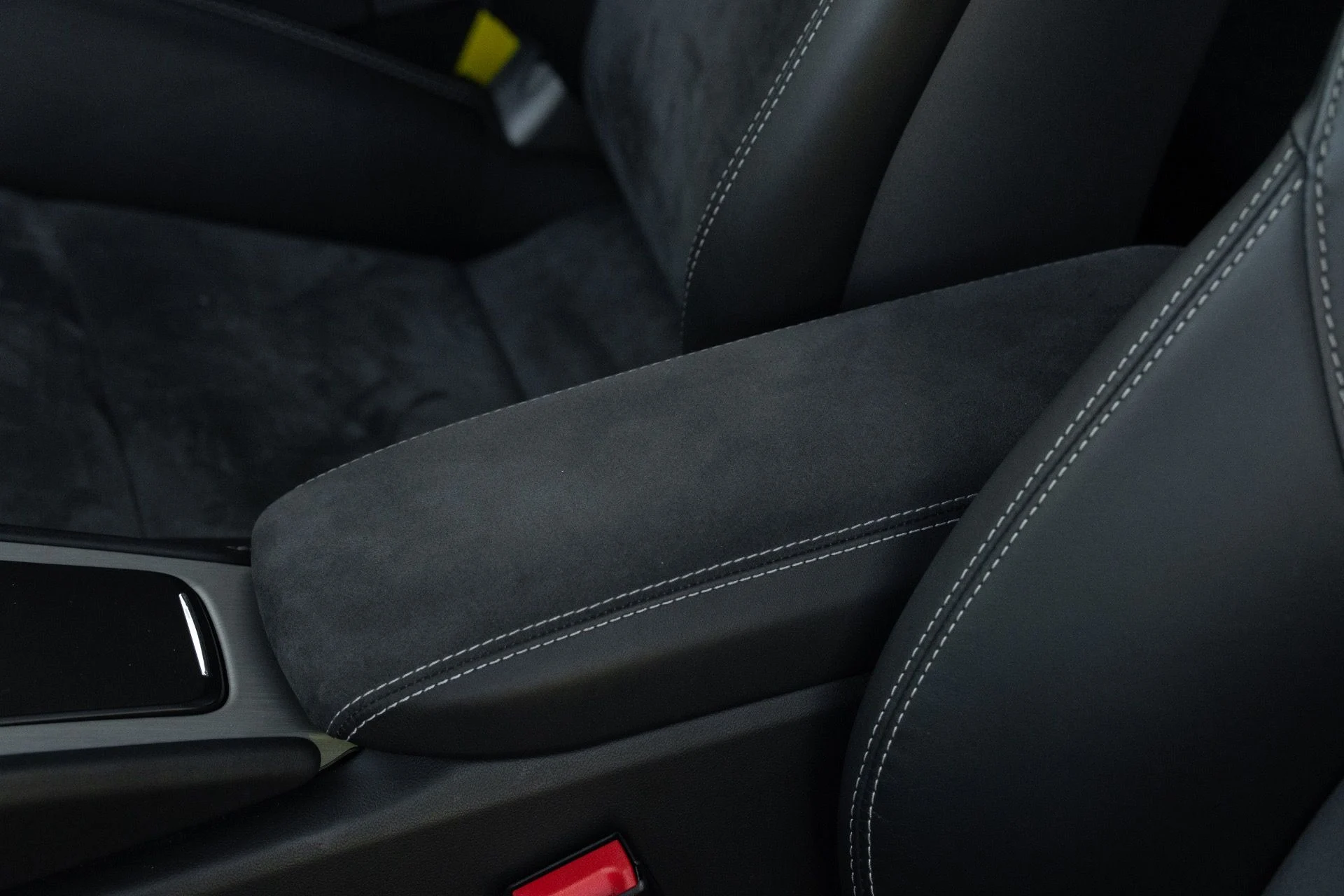 mph036_1983827858_Used_2018_Porsche_911_GT_3_1761946041_94cbae4474