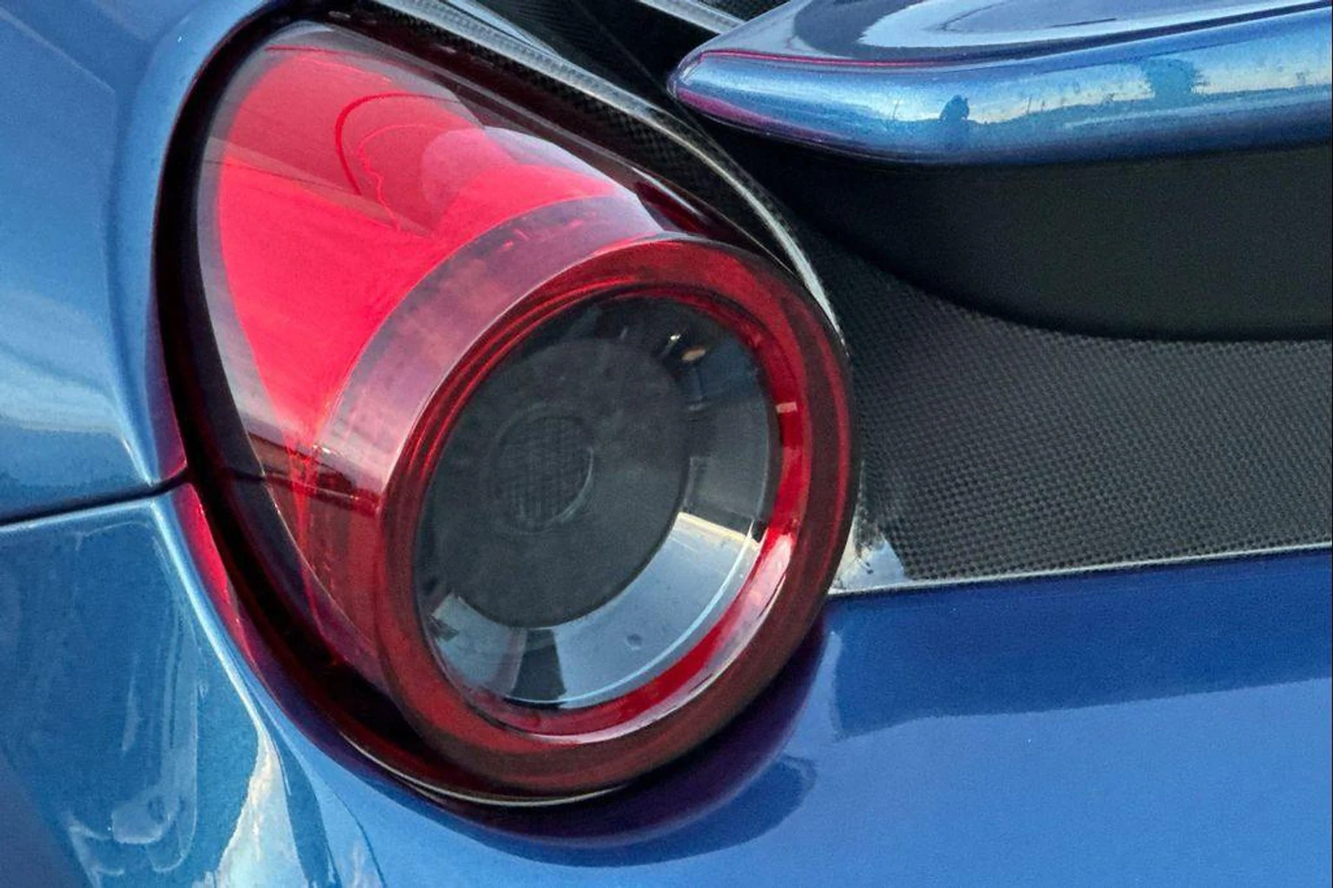 mph036_1987333218_Dph_D6_E7_Ot4f_Ap_Kpa_I0_Mu_MY_3zl_M_6895b0deb8