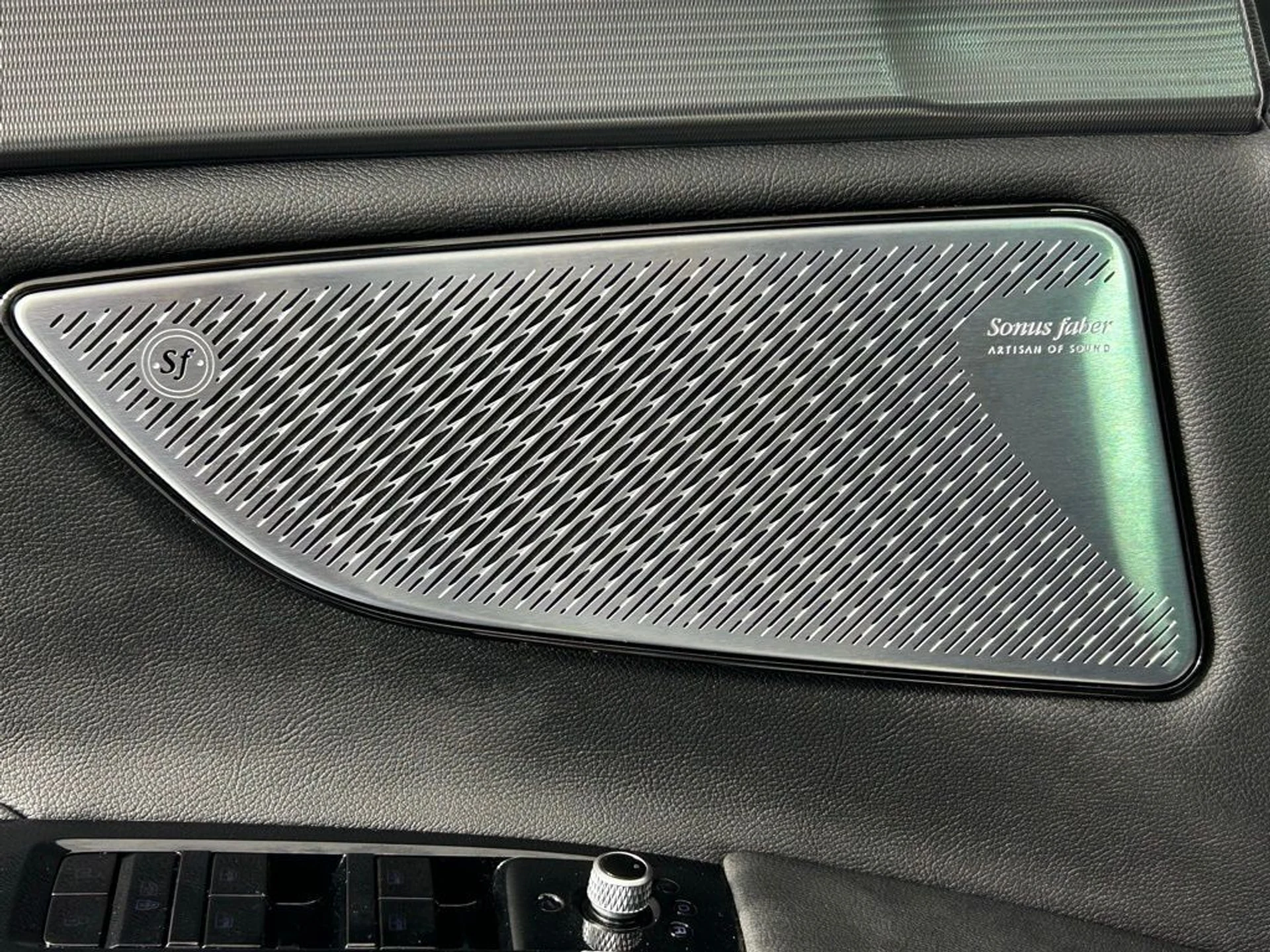 mph036_1990352104_p7zl7dt1m0yxjd1jjkaji4965nez_95b9f9b0e6