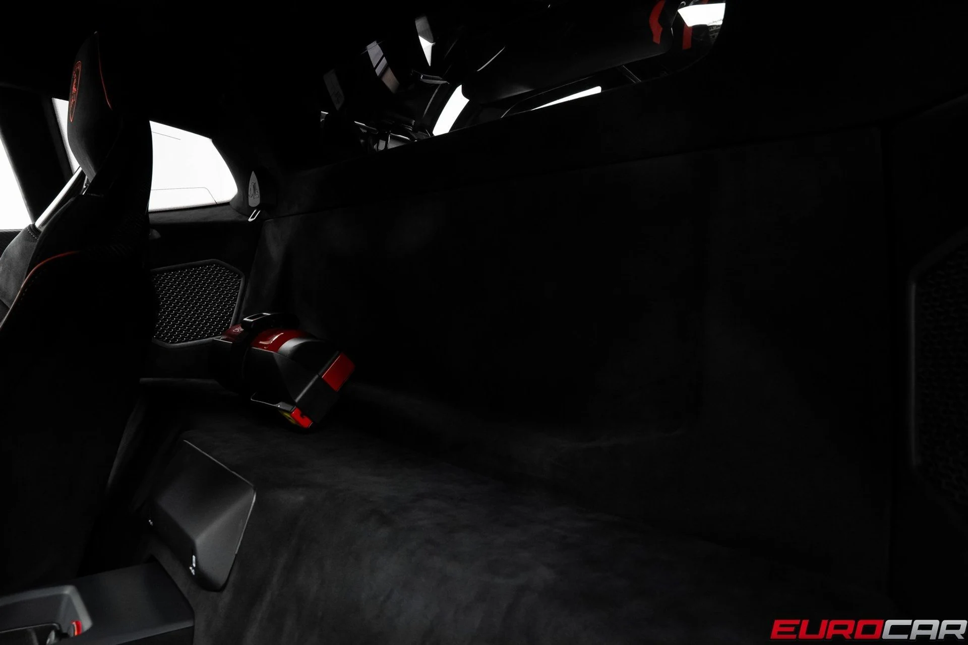 mph036_1991411870_image_37_cbdec76a92