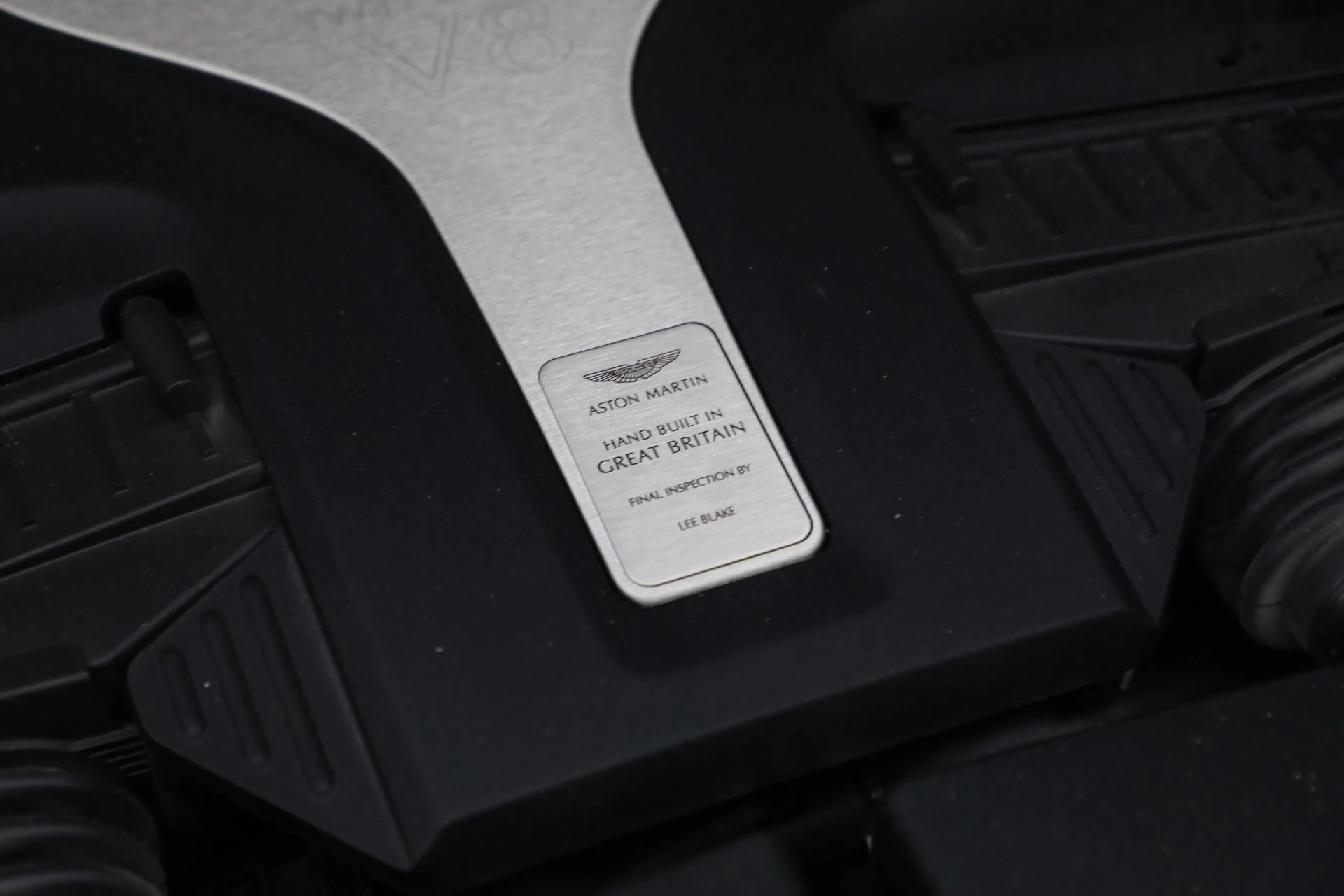mph036_199477274_Used_2023_Aston_Martin_DBX_707_1787862886_525823e8e1