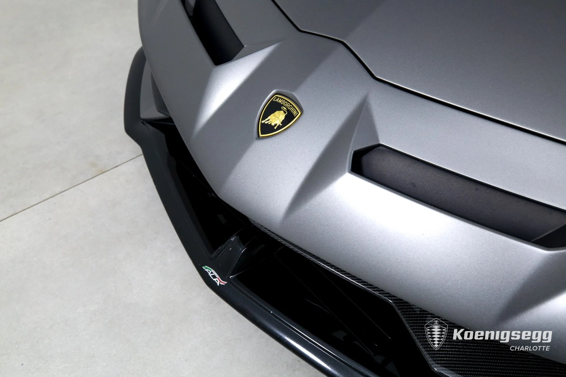 mph036_2000961021_Used_2020_Lamborghini_Aventador_LP_770_4_SVJ_1782493896_010a47459d