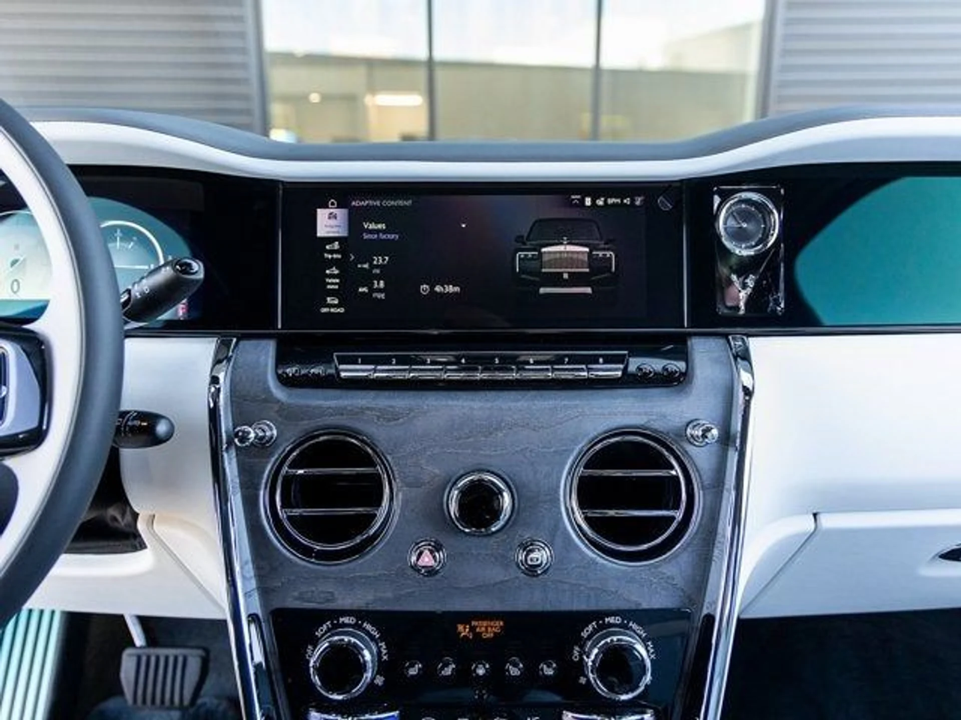 mph036_2005397677_37_b65790e39e