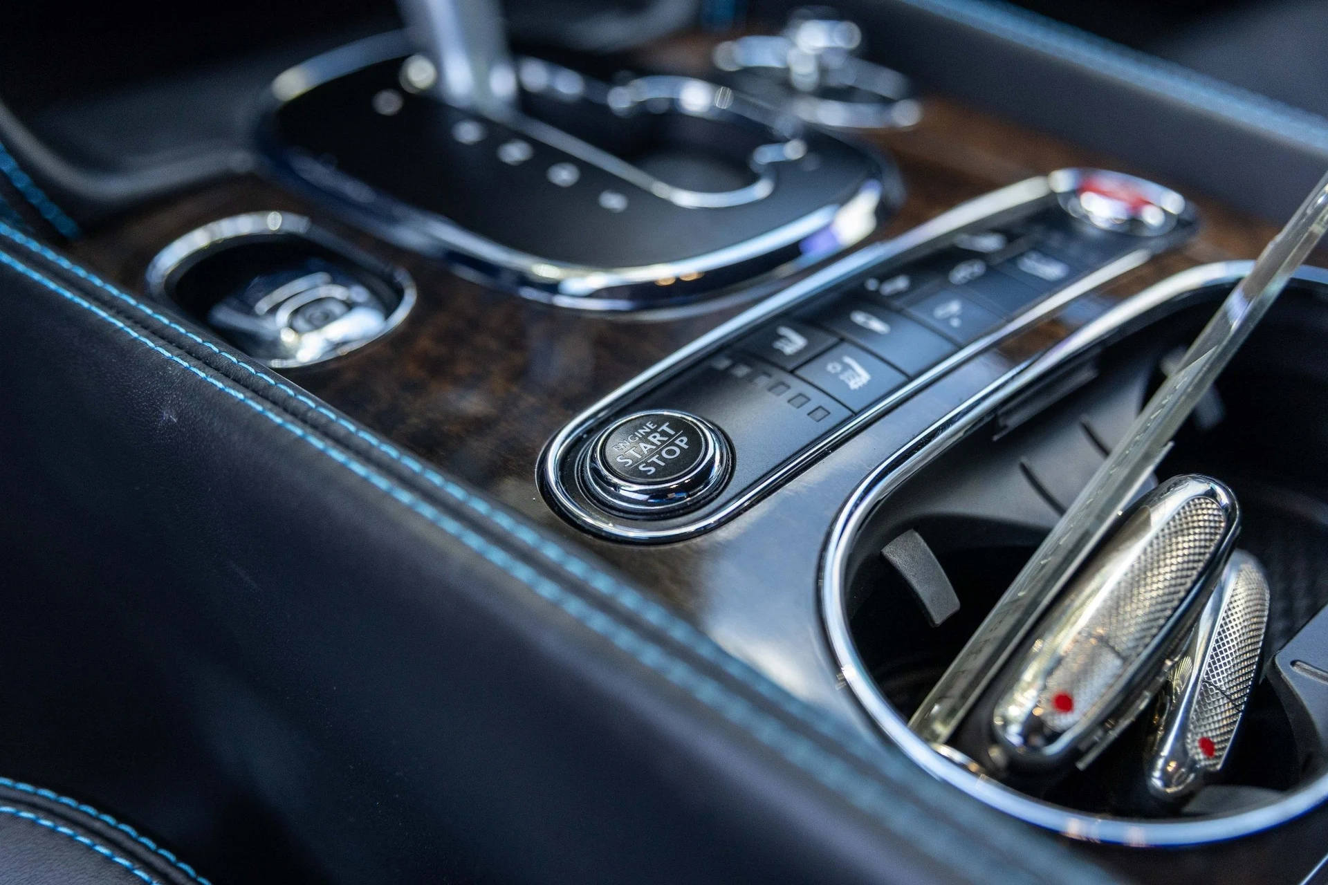 mph036_2008144681_Hi_Tech_Luxury_Imports_LLC_SCBFH_7_ZA_7_GC_054737_image_36_3d07870f1f