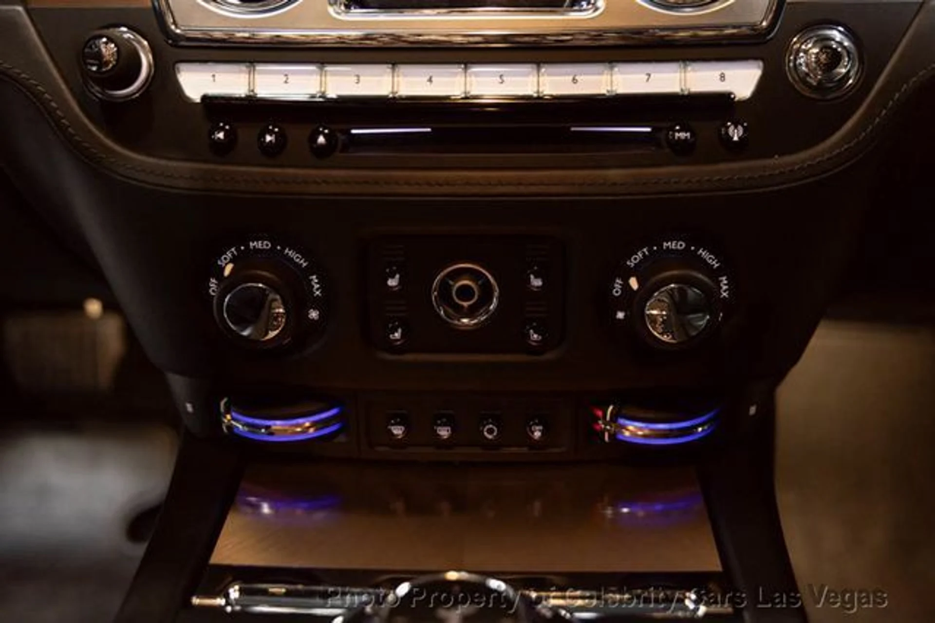 mph036_2018586100_used_2016_rolls_royce_wraith_inspiredbymusiclyricalcopperbespokeaudiostarlighth_9707_23057562_41_640_25ab702682
