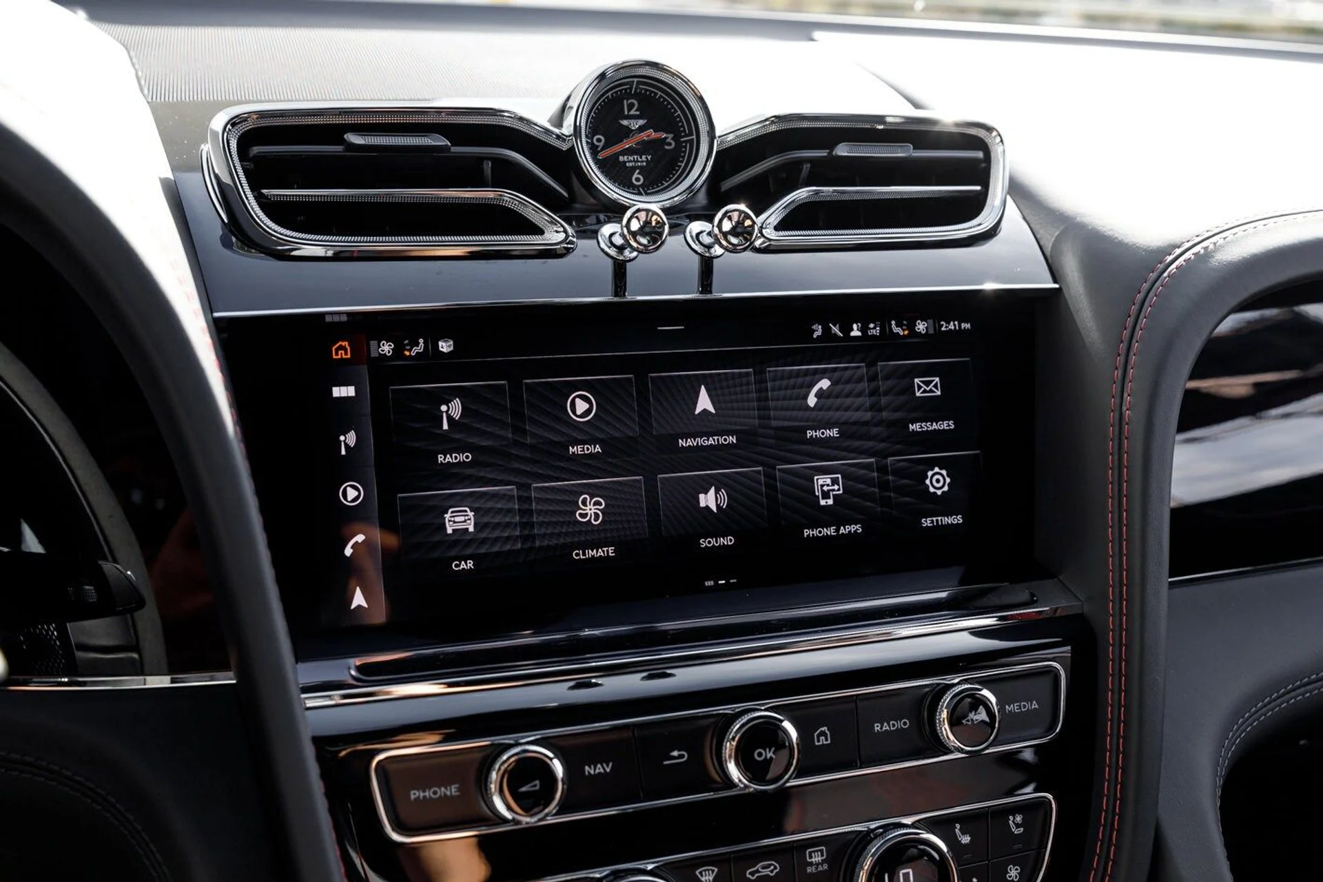 mph036_2022323309_065736d25c9c9860657838a0601ff296x_369b3dcfdd