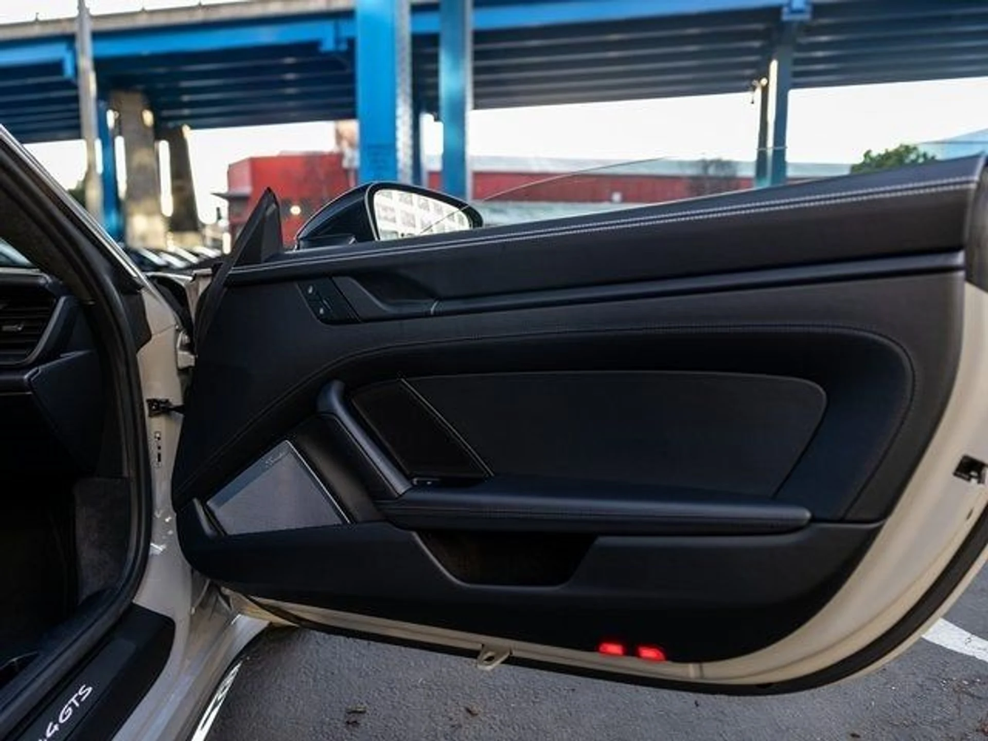 mph036_2022852484_37_6c710f5260