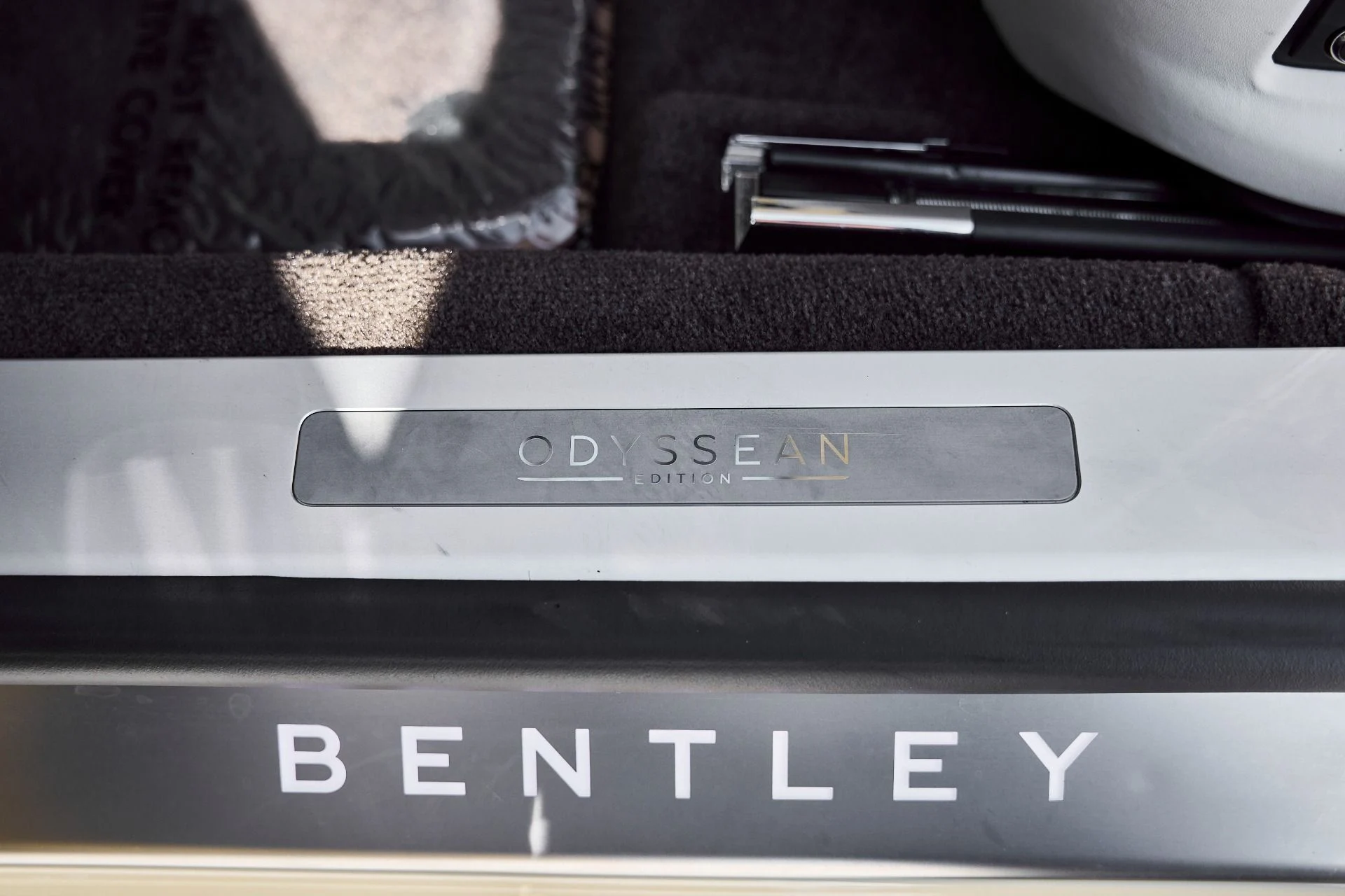 mph036_204536017_Used_2023_Bentley_Flying_Spur_Hybrid_Odyssean_Edition_1770692467_dbdd0313d8