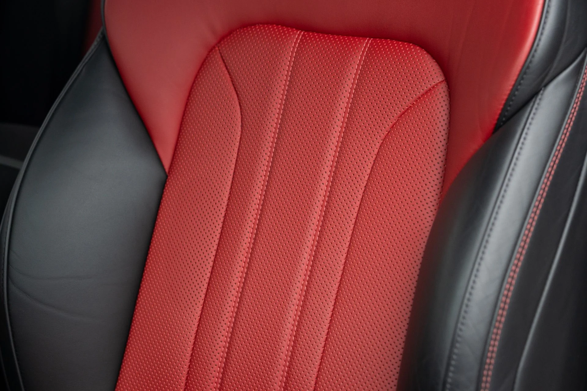 mph036_2065045386_Used_2022_Bentley_Continental_GT_V8_1769101024_45d214287f