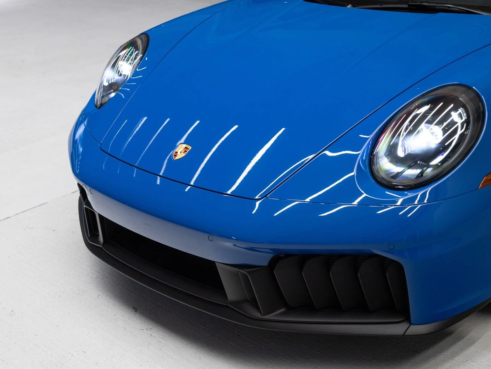 mph036_2076945803_37_08954ba2b9