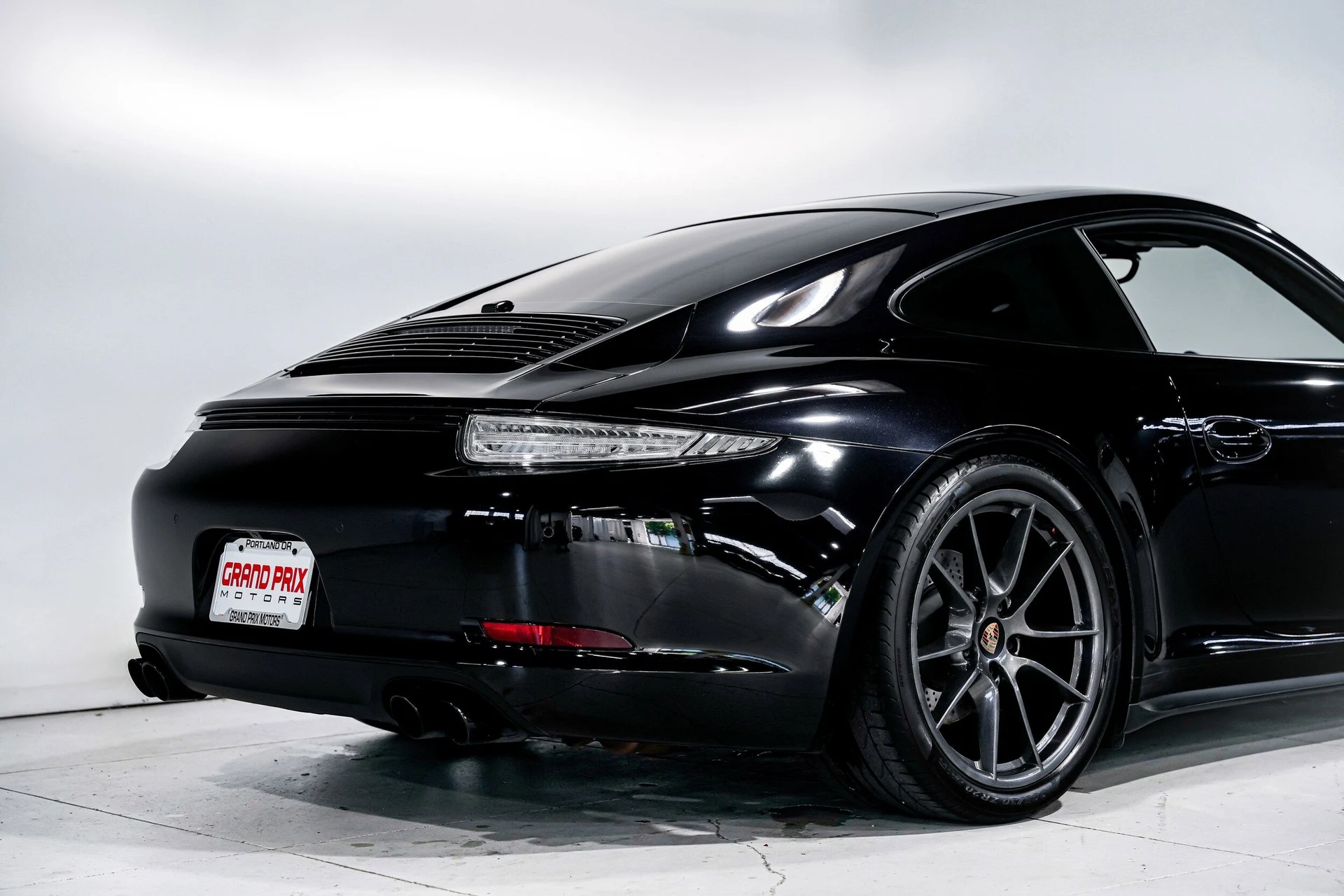 mph036_2077292654_cbbb7073764c5fce07b80578b8b66303x_856f844c30