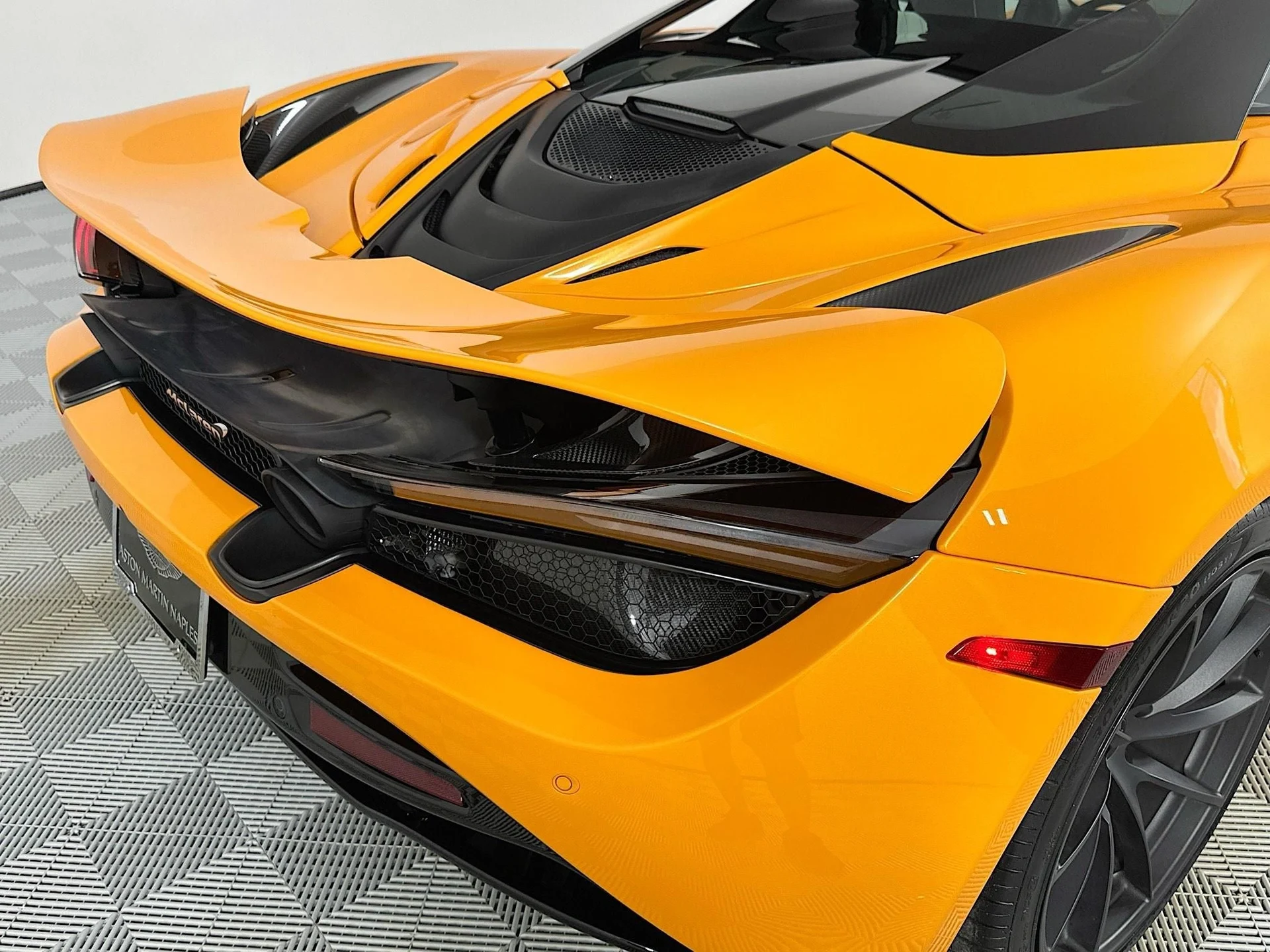 mph036_2079164916_37_154023498f