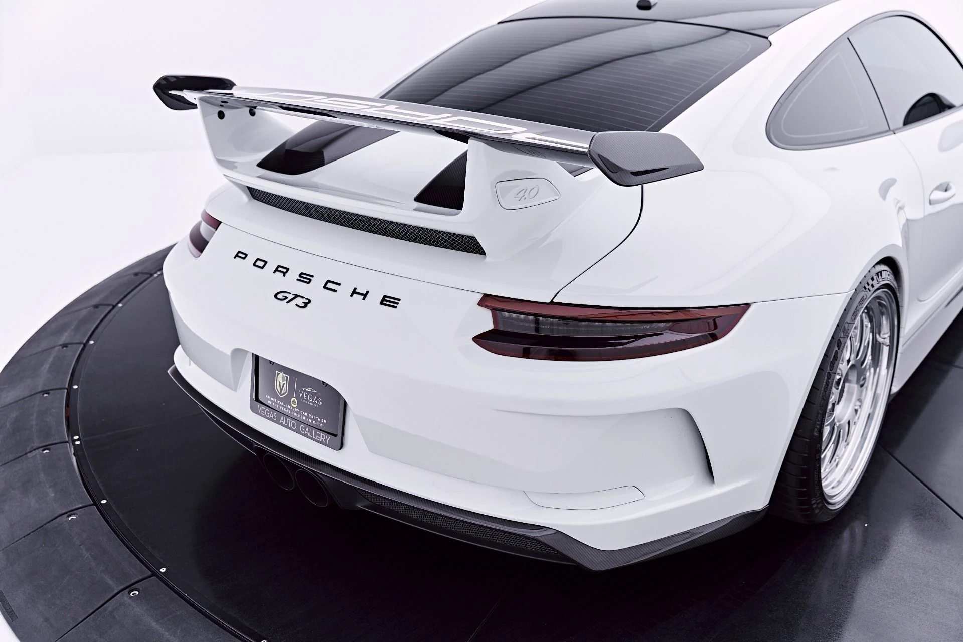 mph036_2082833057_Used_2018_Porsche_911_GT_3_1782763339_7cd3ba7671