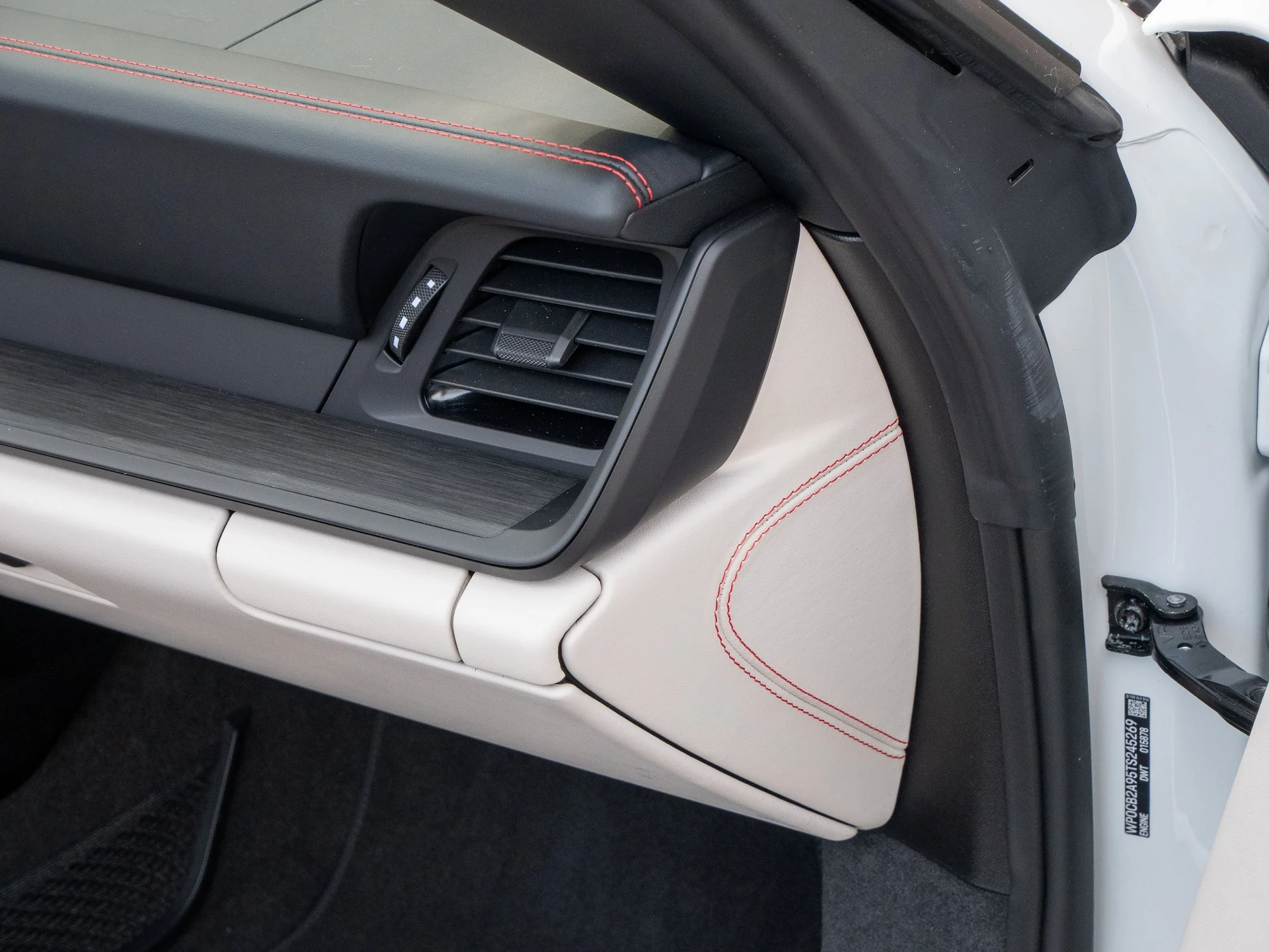 mph036_2087934977_5dd2c1f23cd6bd486ba8a5b258fb5dbdx_6eb4e1a07b