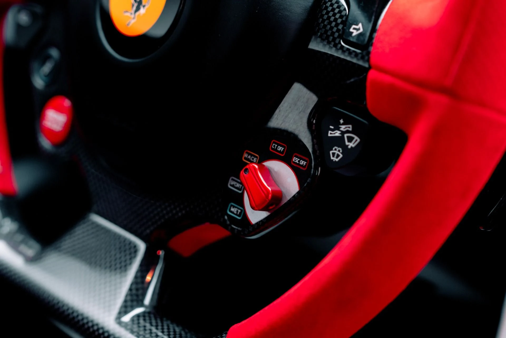 mph036_2089434354_Used_2015_Ferrari_458_Speciale_1764610550_9e599c132c