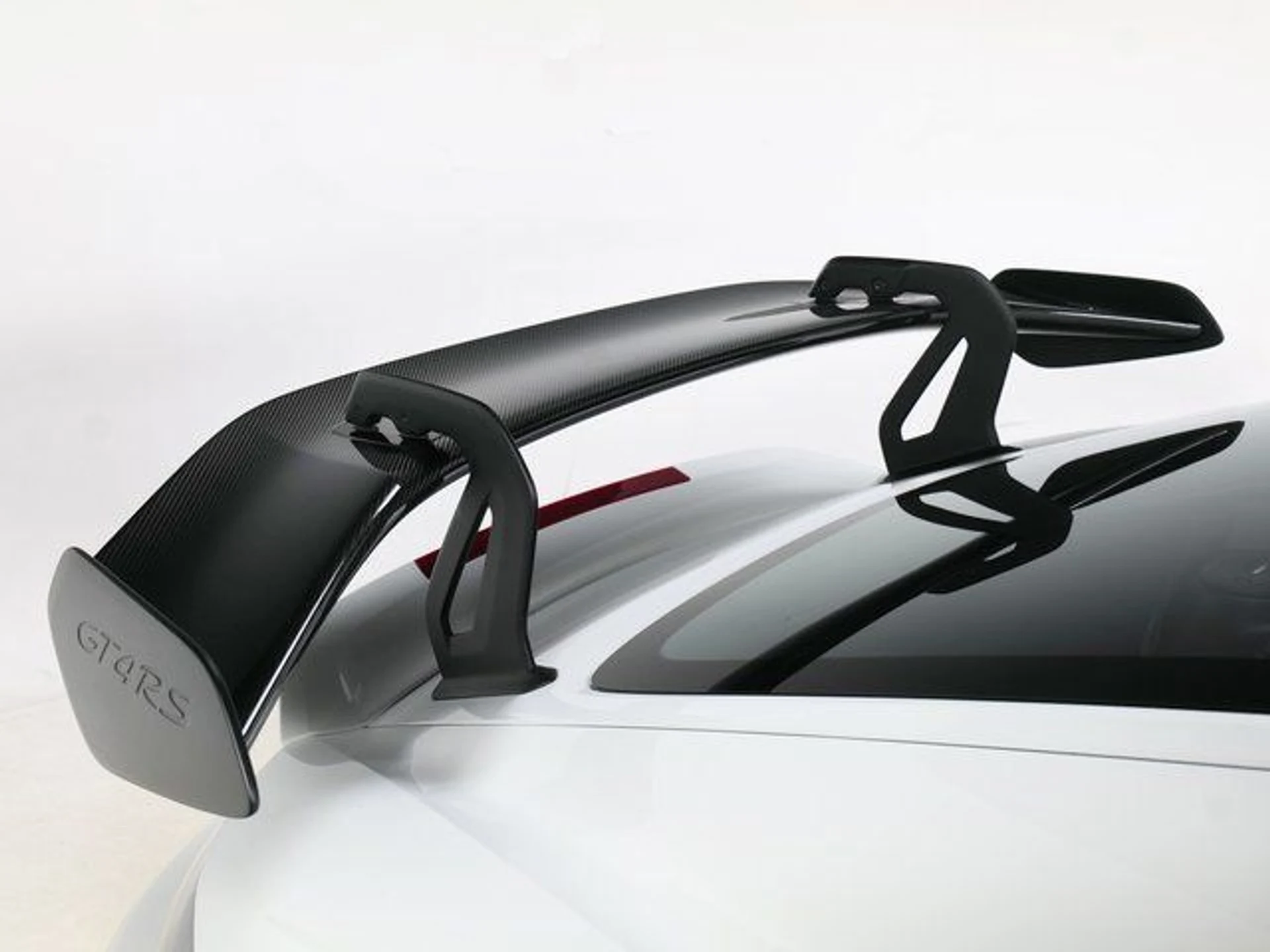 mph036_209237561_aafad1453b1f13a8640d4542f477f86d_3f62346195