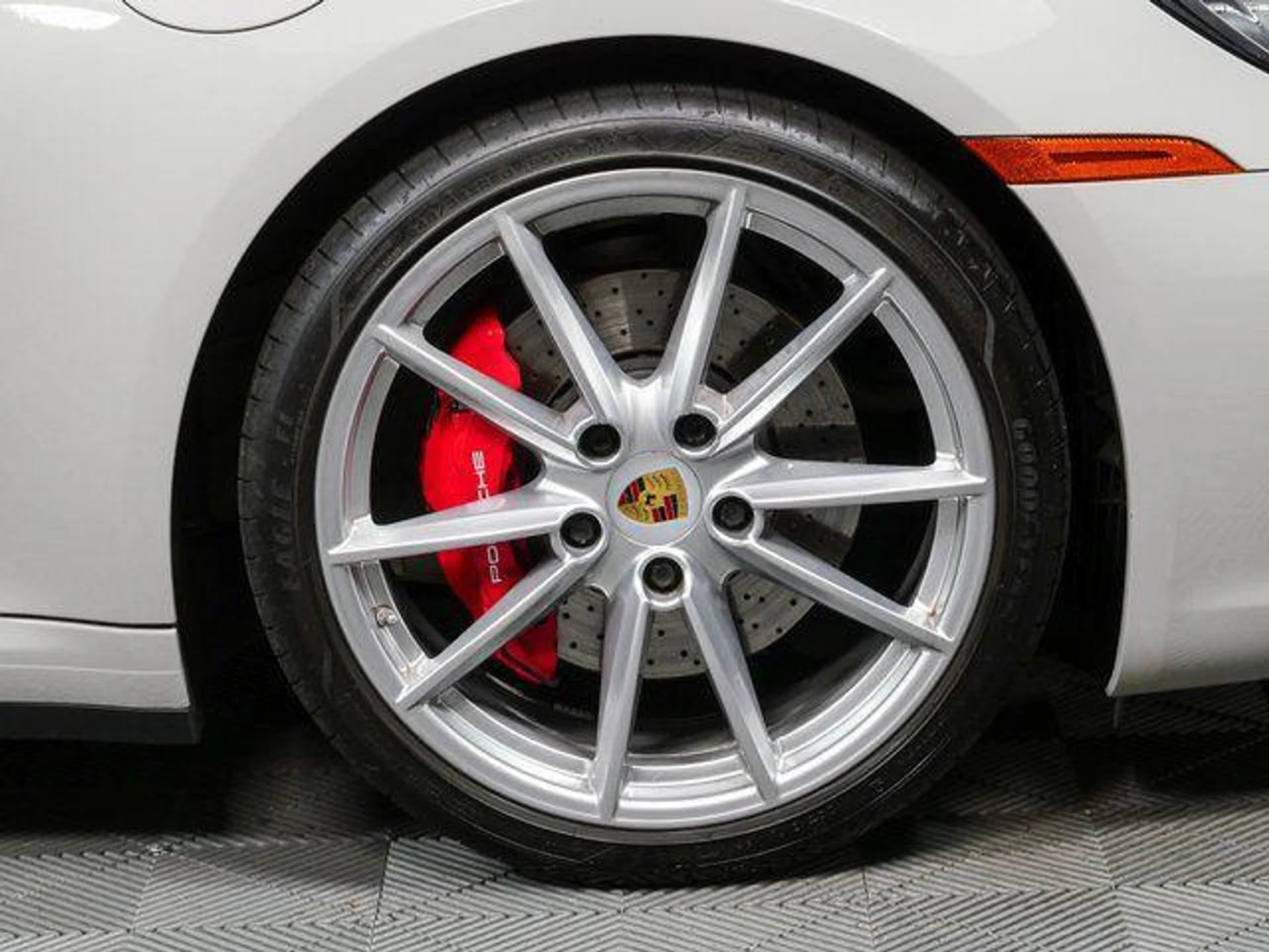 mph036_2119838466_ah_Ur_F3_W_Gu_Ja2o6bhpm_BQXN_Il1_IA_7734241e1c