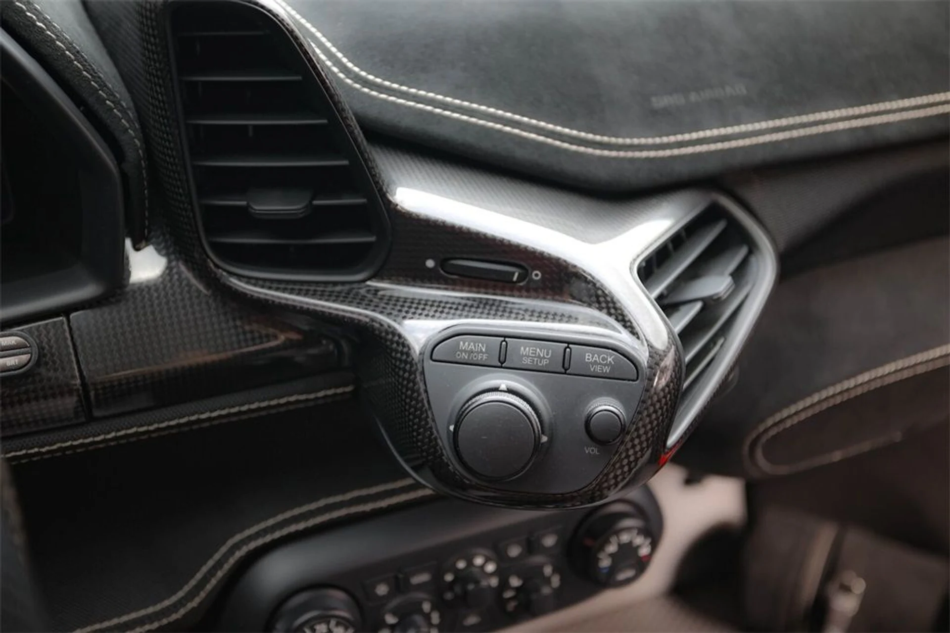 mph036_212377649_725c75e756038bd43b74cdb69d1bc658_34ab39a718