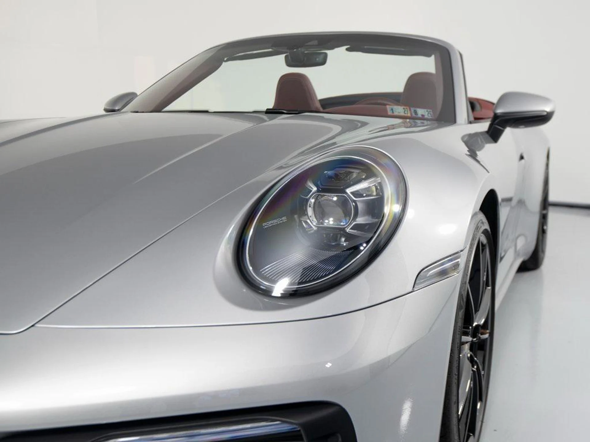 mph036_212887851_k_H9hg_N_Vr_V_Yz_L4_O95s5_Xq_Bogcc_OQ_f15b5af505